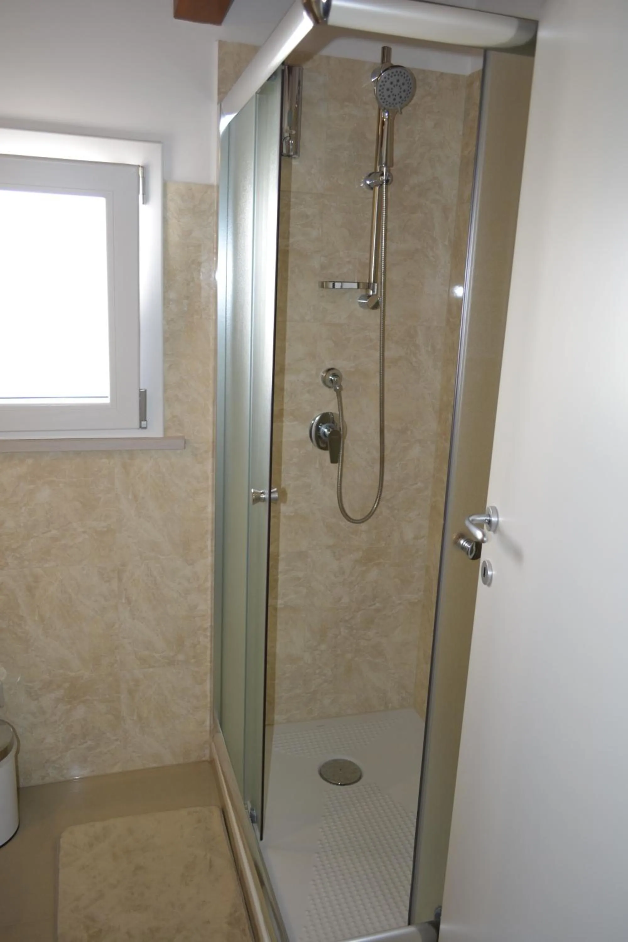 Shower in Attica B&B