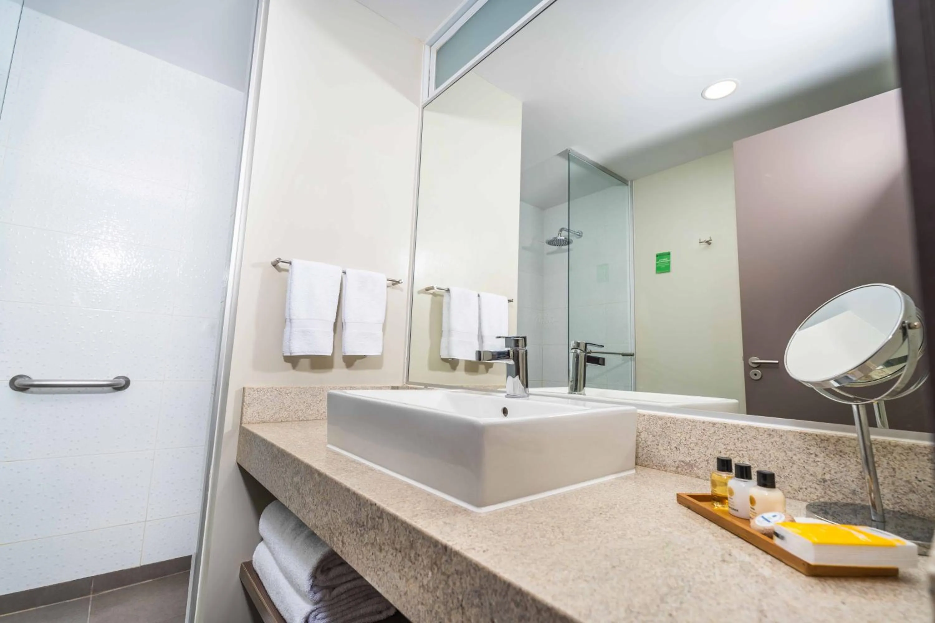 Bathroom in Casa Andina Select Paracas