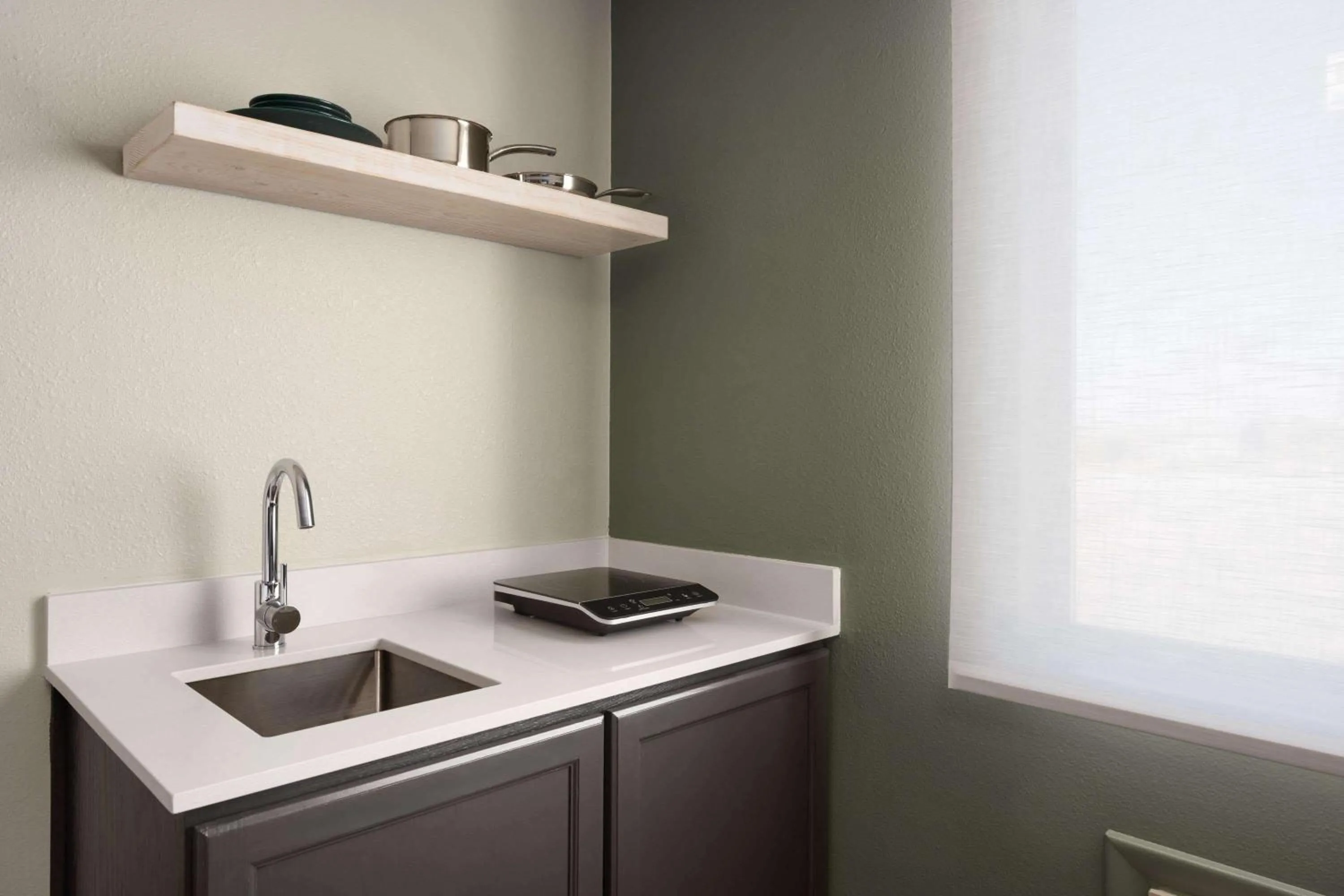 Photo of the whole room in Super 8 by Wyndham Conrad