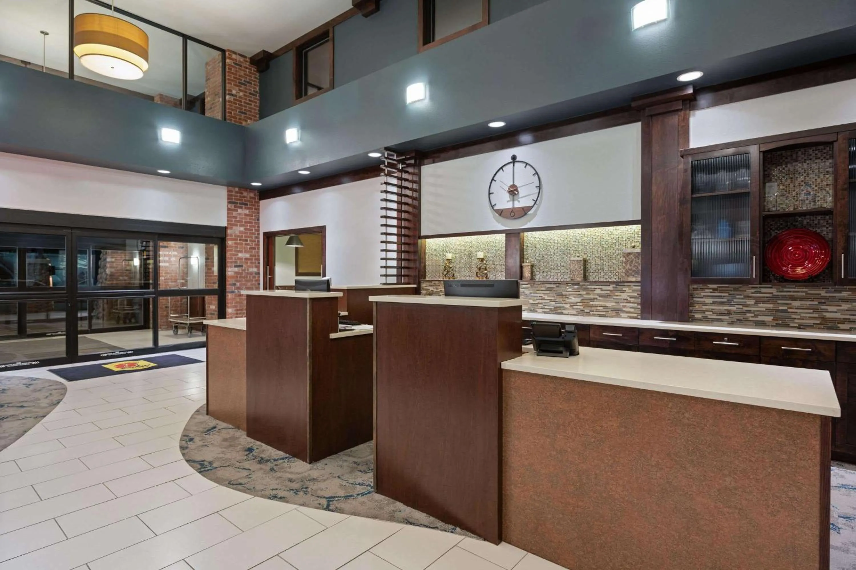 Lobby or reception in Super 8 by Wyndham Conrad