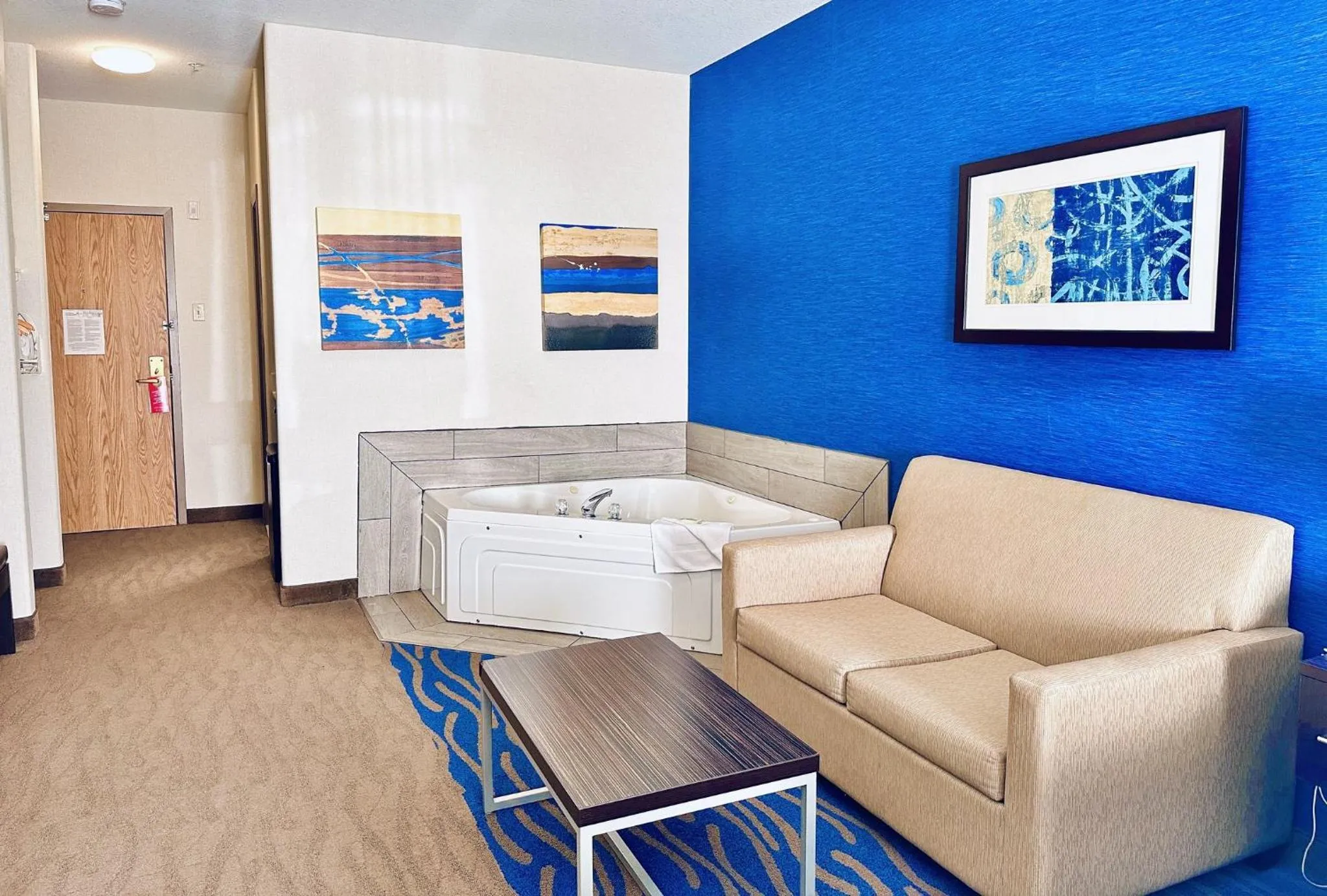 Photo of the whole room in Holiday Inn Hotel & Suites Regina by IHG