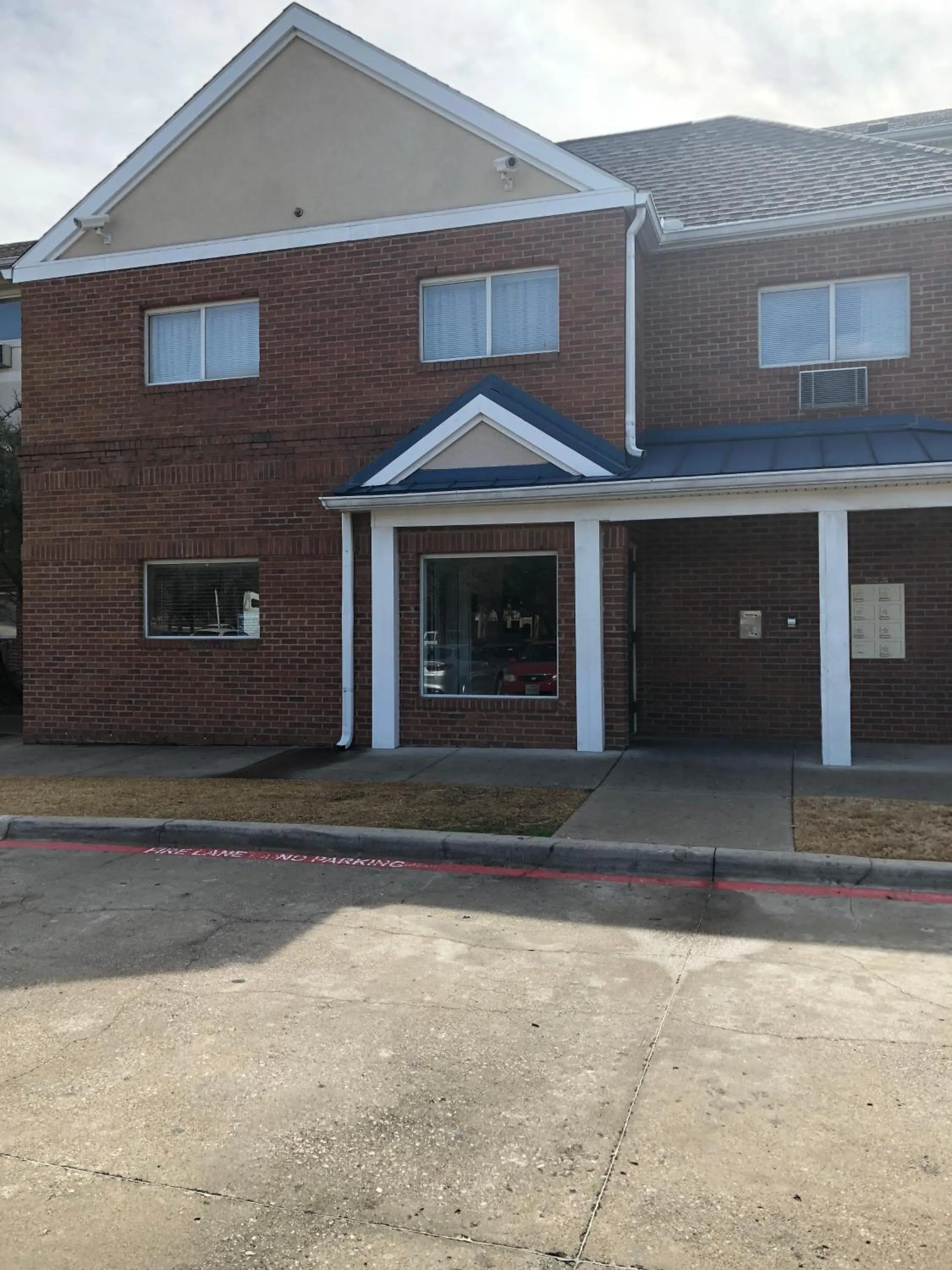 InTown Suites Extended Stay Dallas TX - Love Field Airport