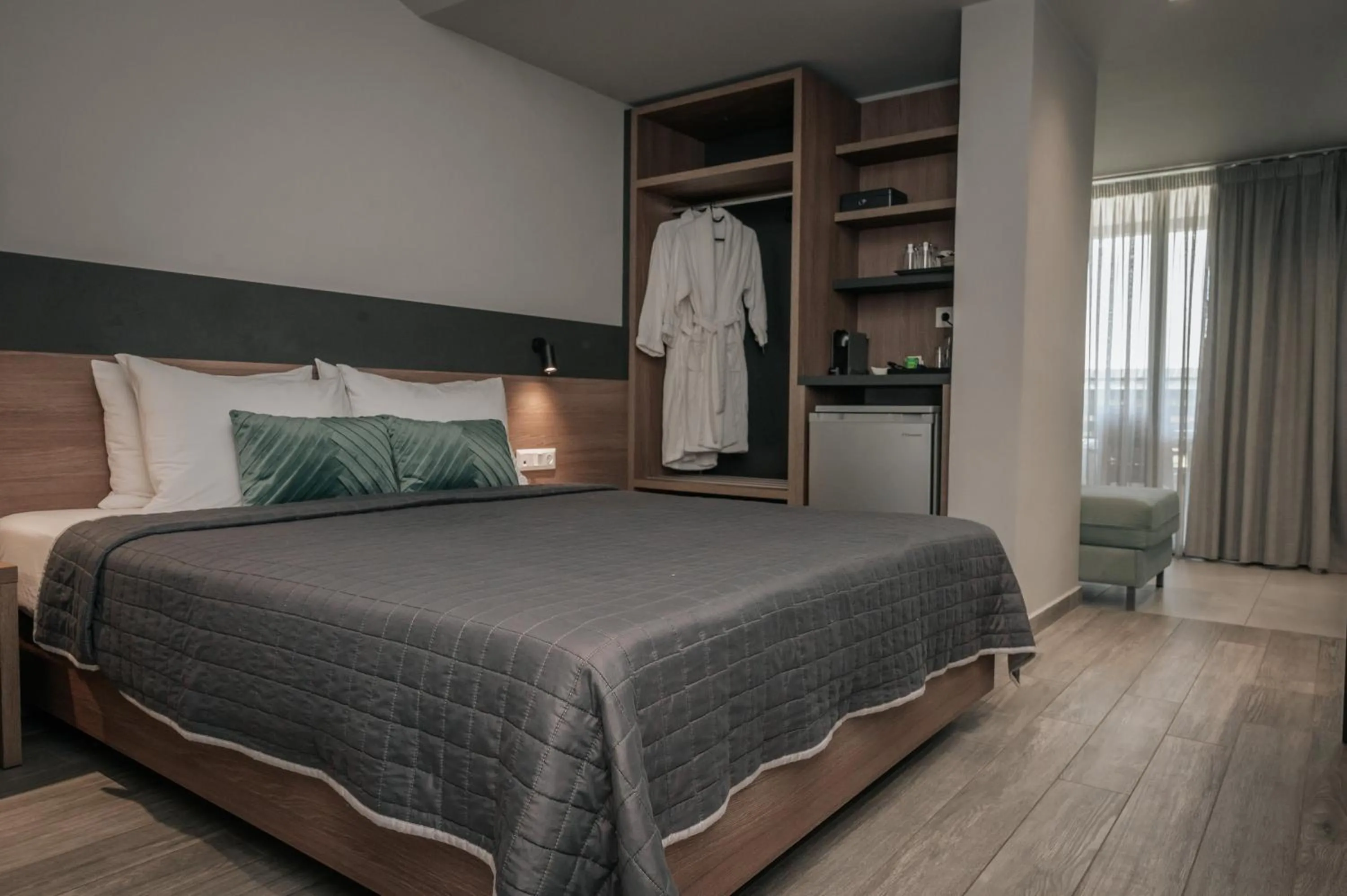 Bed in Elizabeth Queen Luxury Rooms