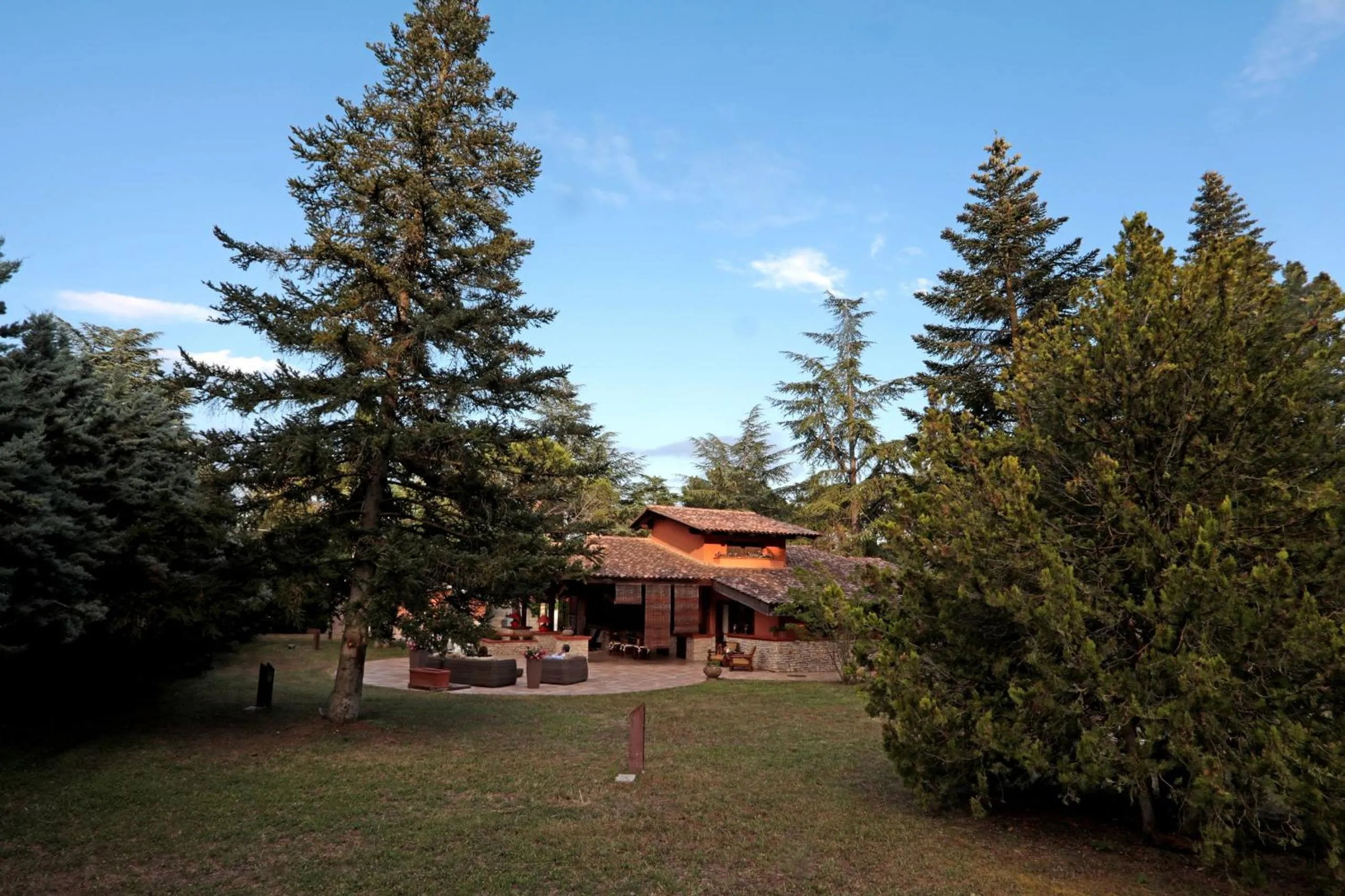 Property building in I Lari Castel Del Monte