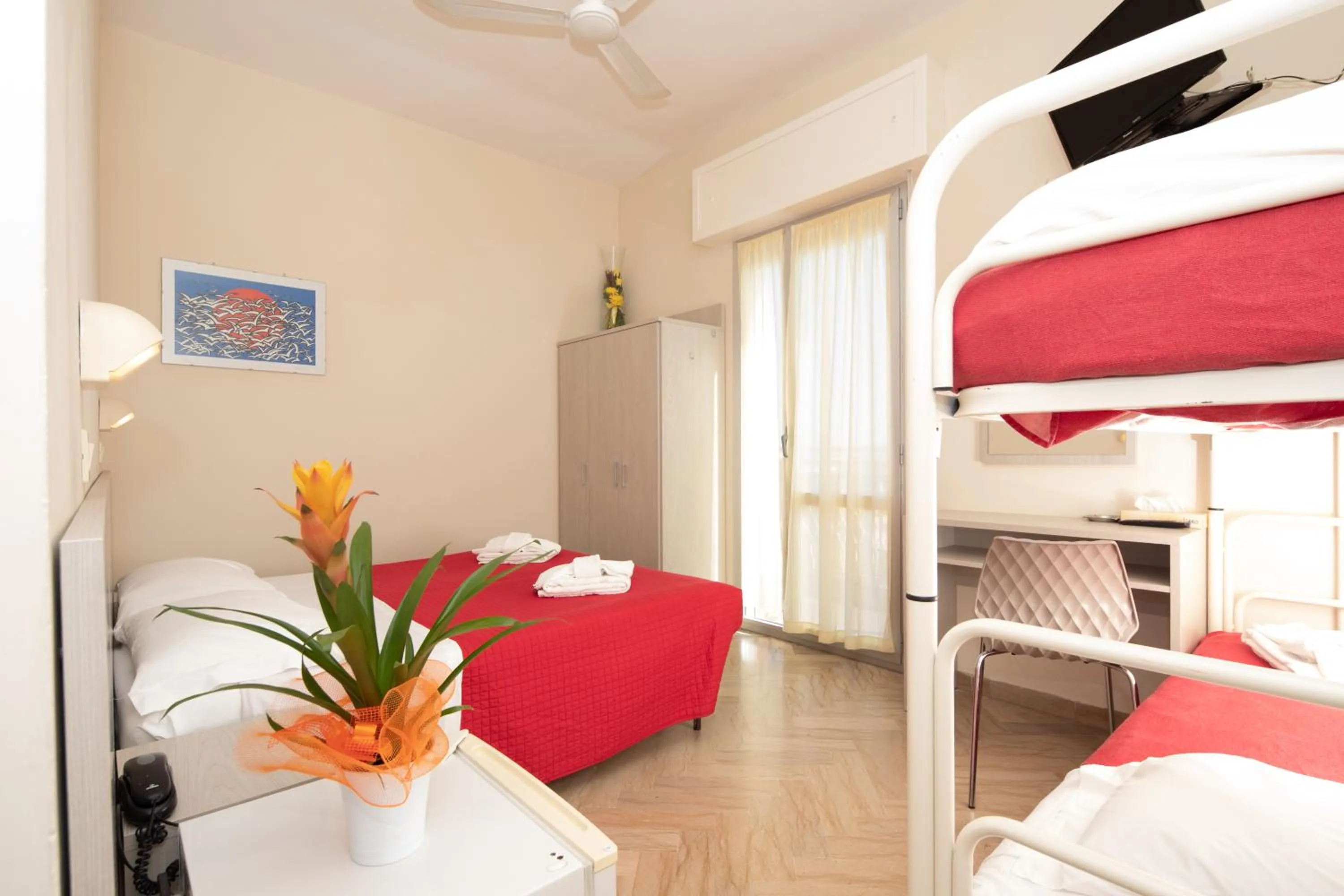 Bedroom, Bed in Hotel Lem