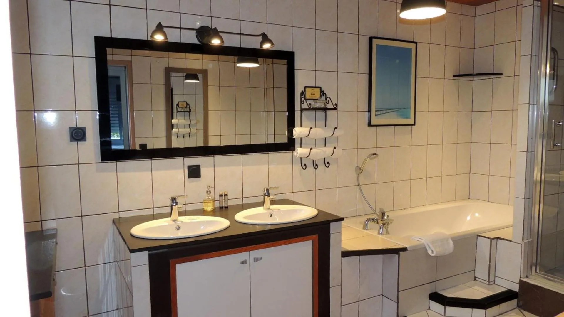 Bathroom in Le Jardin Du Puits