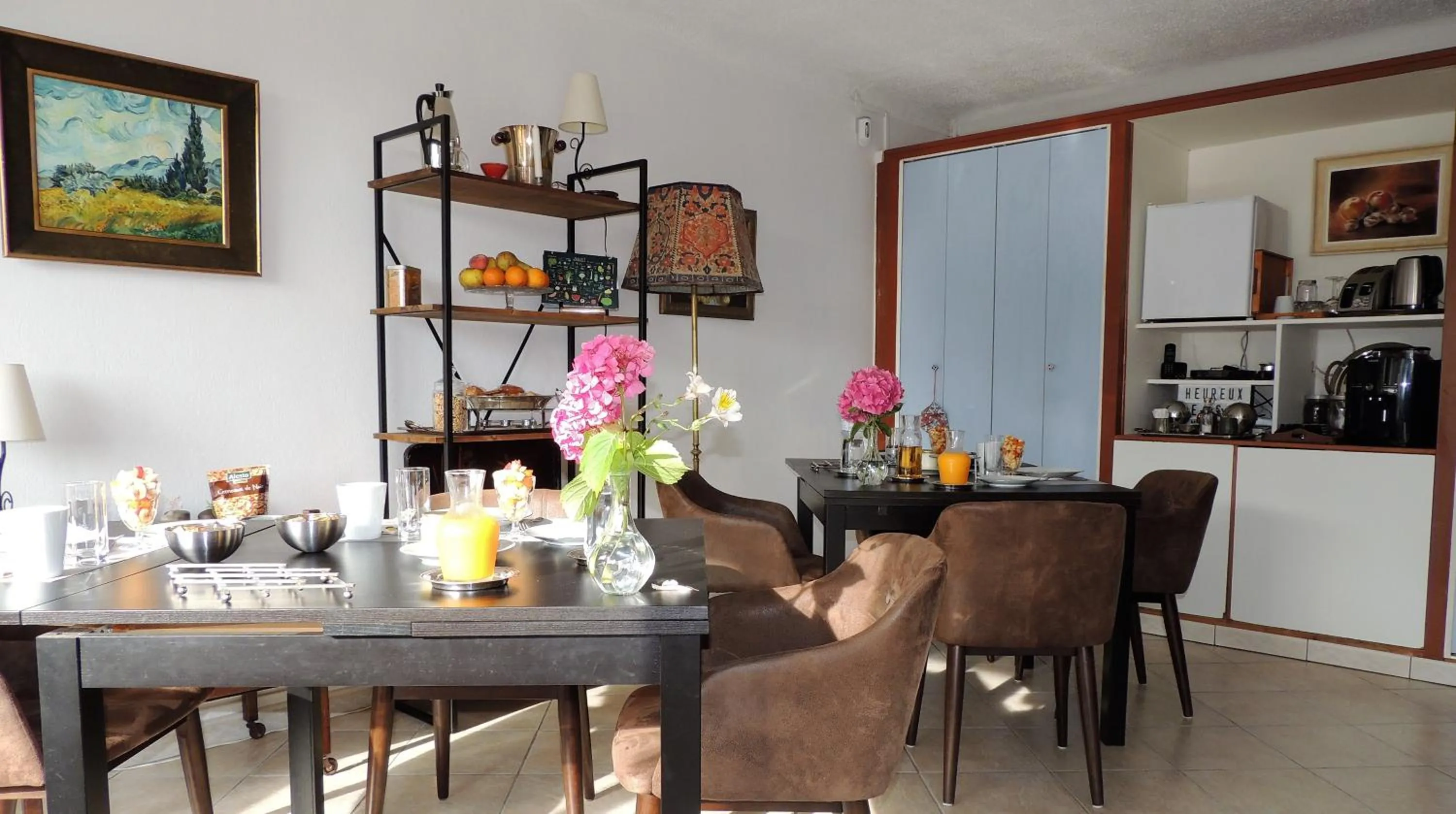 Breakfast in Le Jardin Du Puits