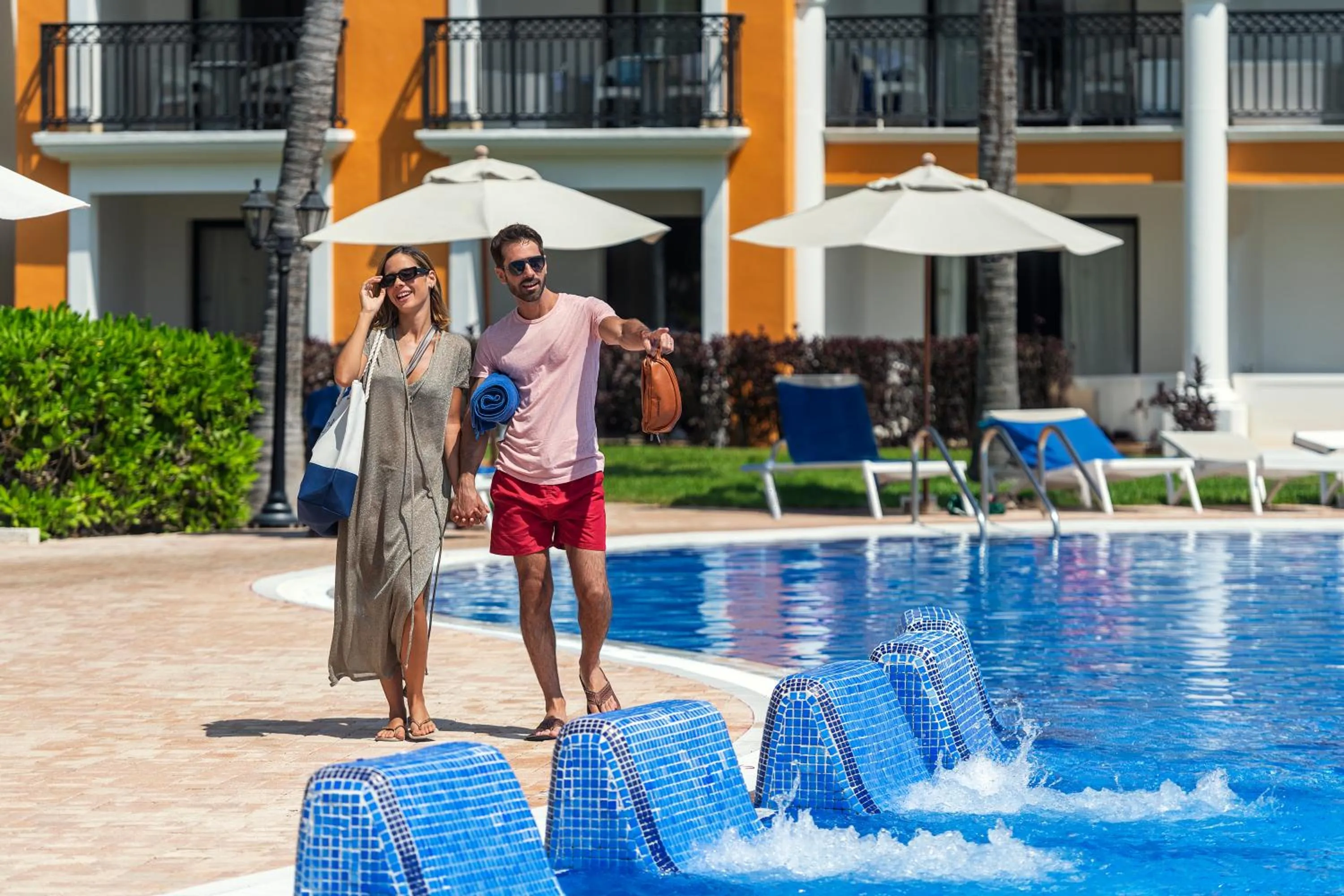 Pool view in El Beso Adults Only at Ocean Coral & Turquesa All Inclusive