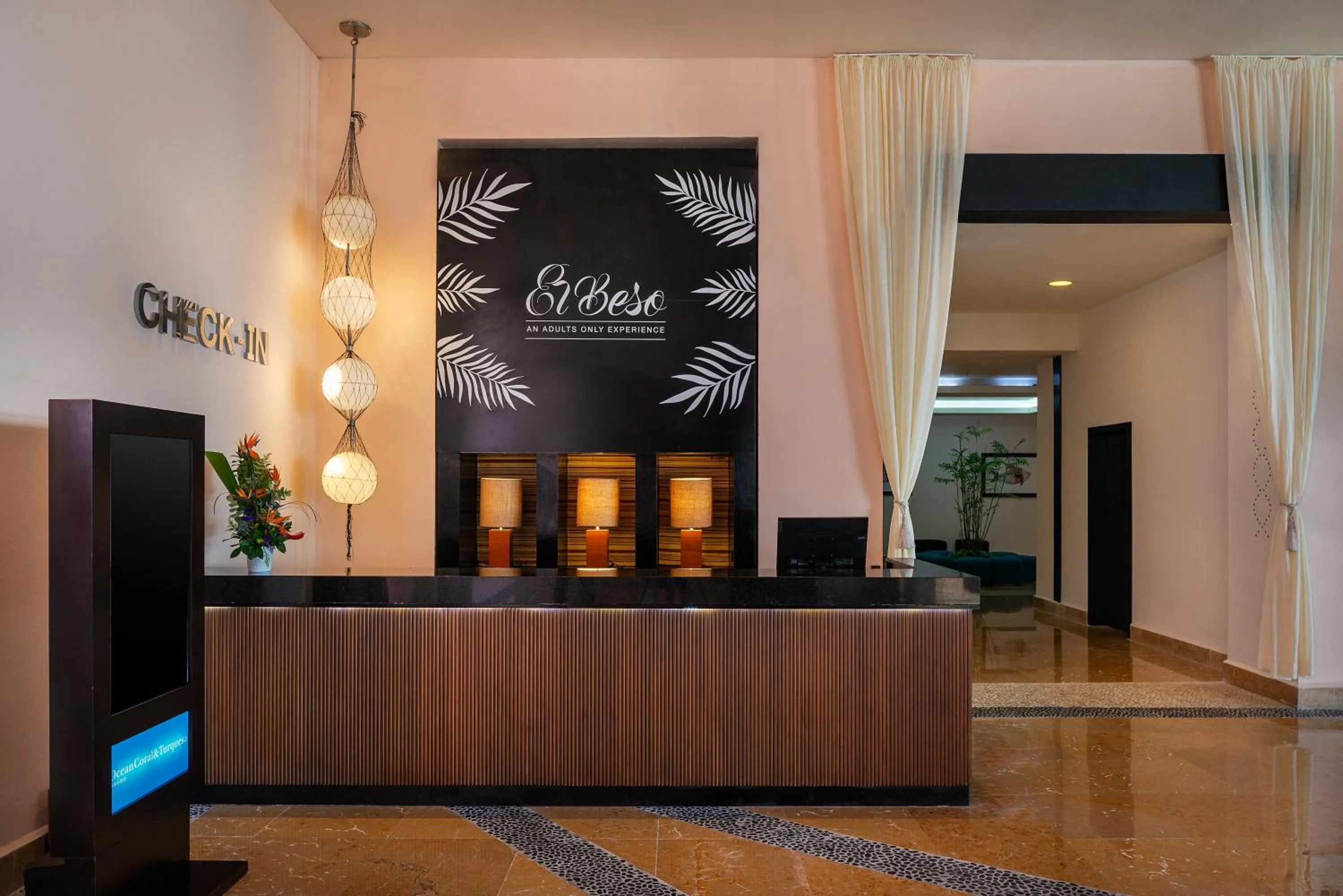 Property building in El Beso Adults Only at Ocean Coral & Turquesa All Inclusive