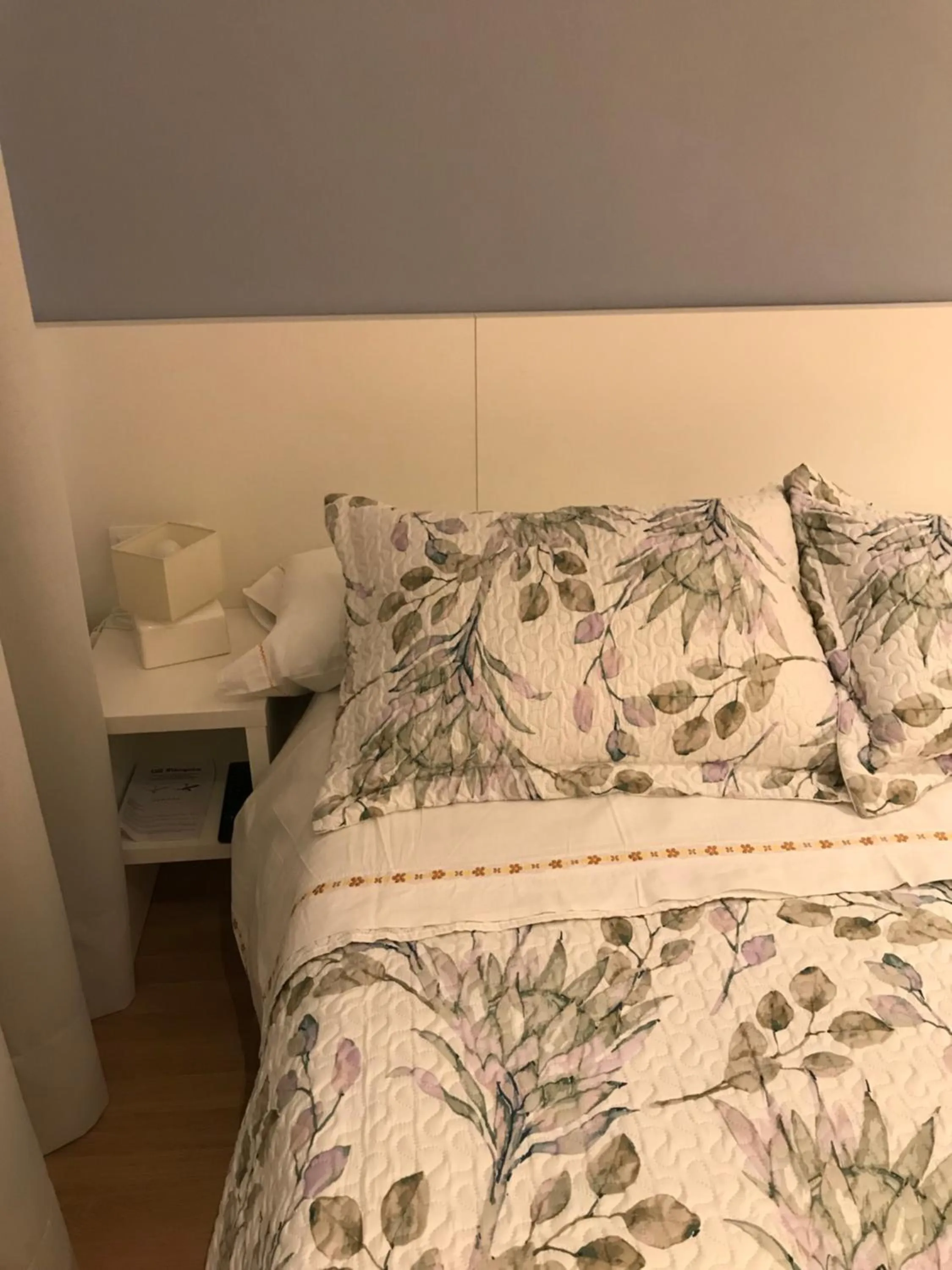 Decorative detail, Bed in Hostal Casiano Camarasa