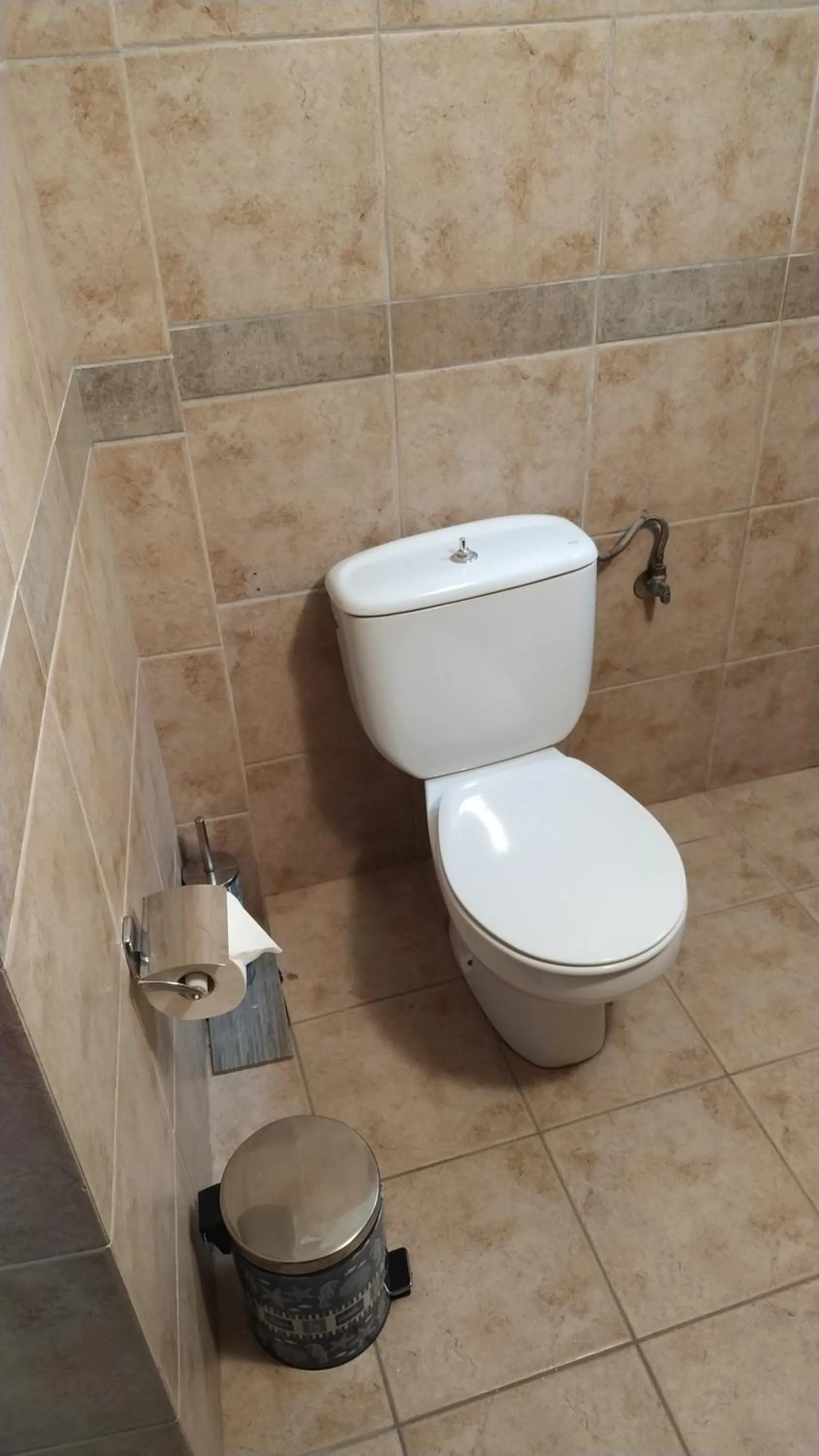 Toilet in Marilia apartment