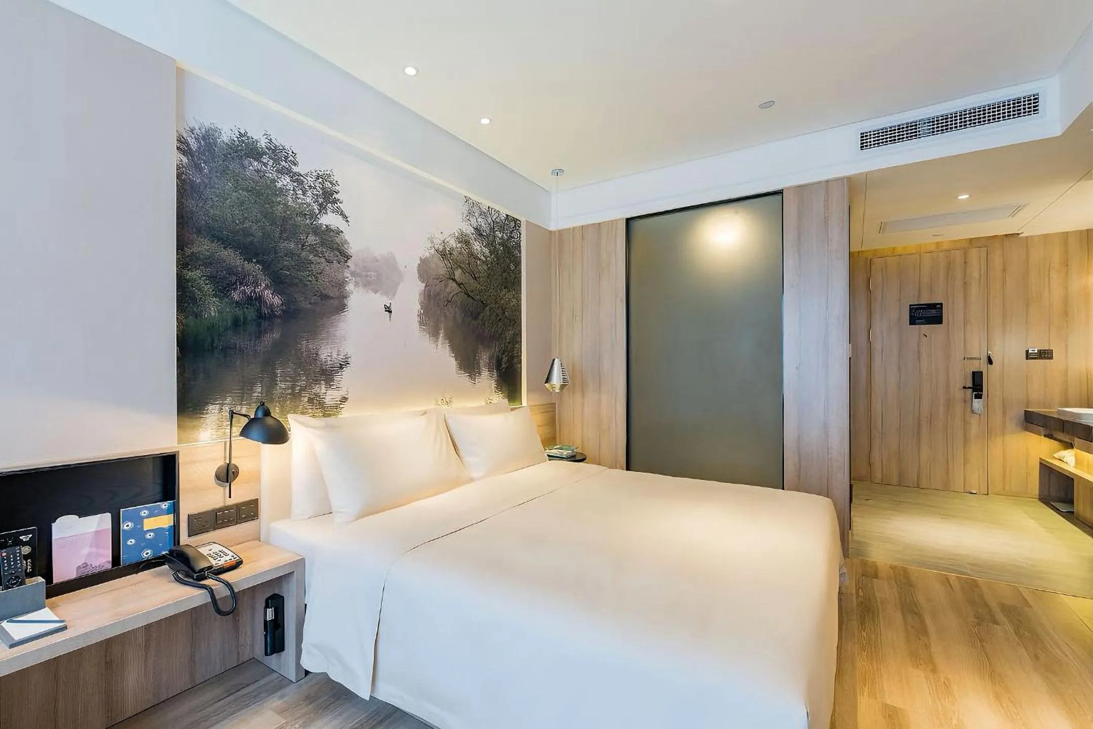 Bed in Atour Hotel Hangzhou Future Technology City Haichuang Park