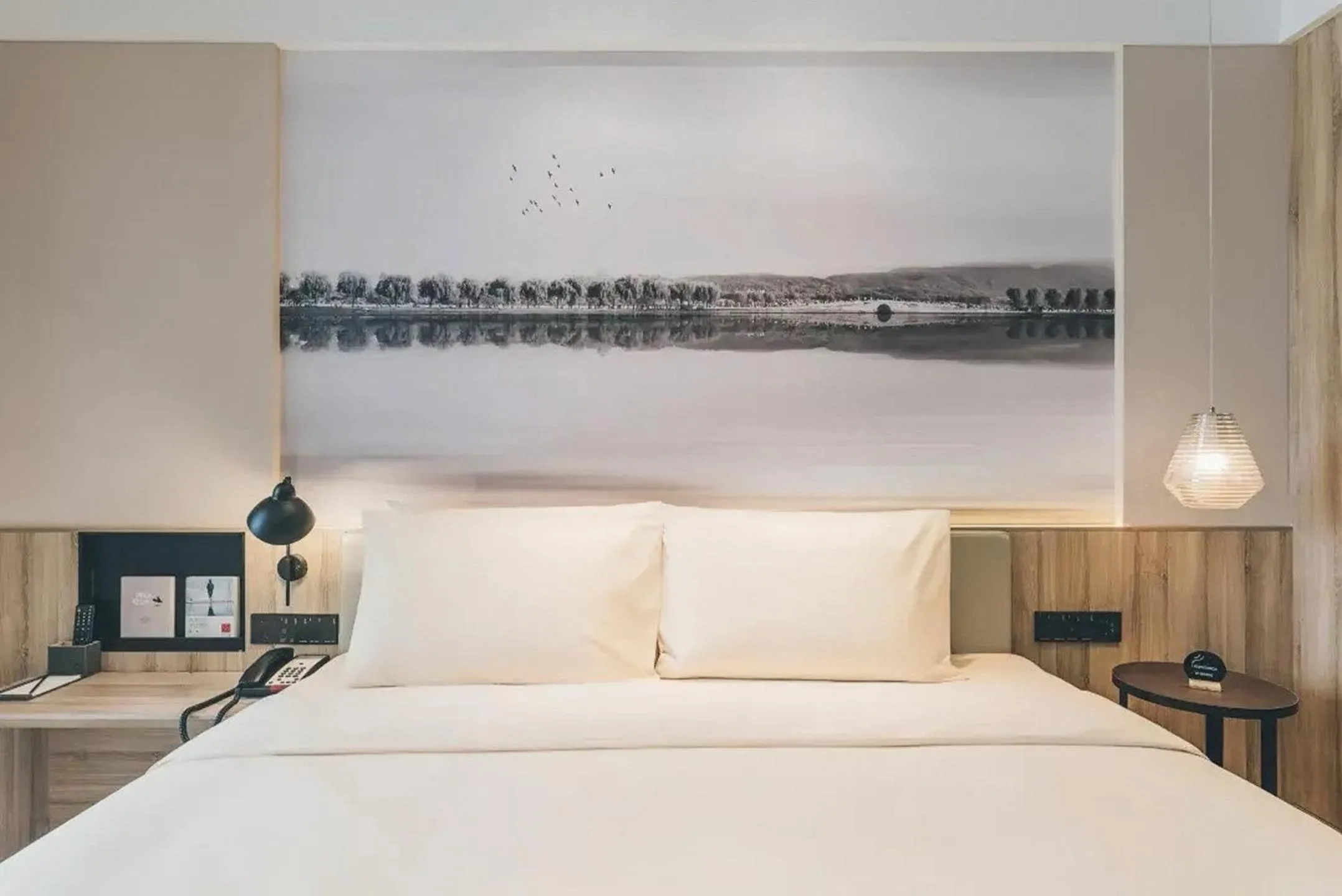 Bed in Atour Hotel Xiaoshan Airport Guali Branch