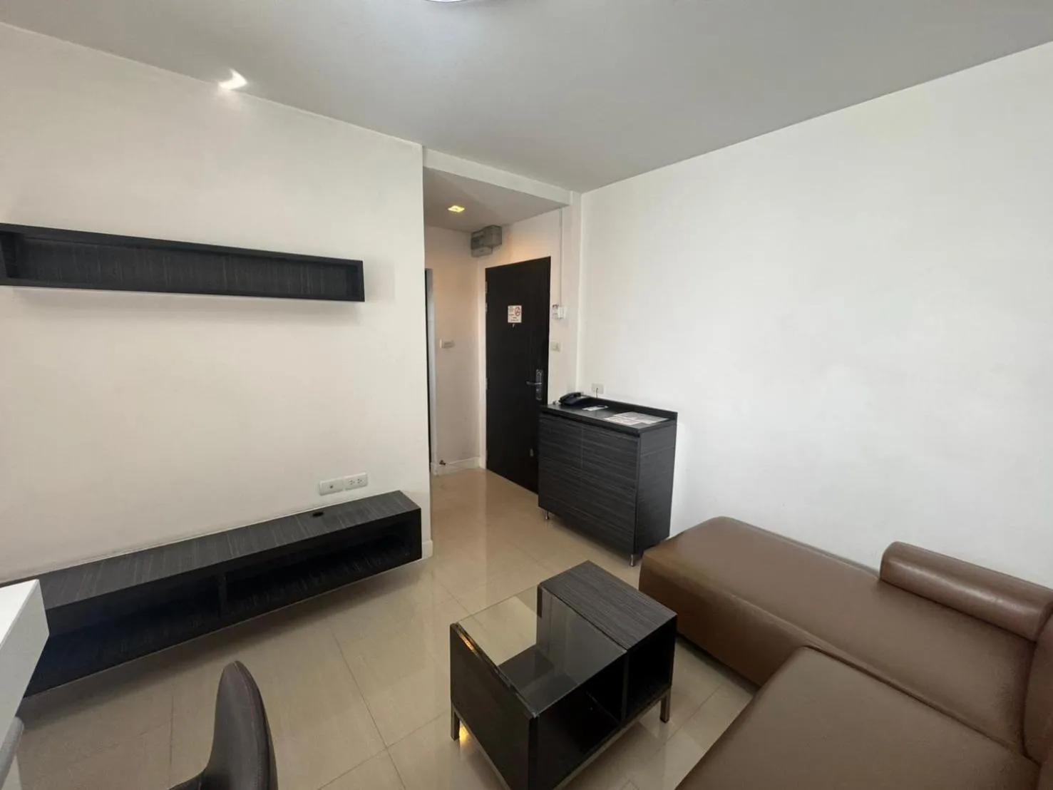 Seating area in Palette Bella B All Suites Bangkok Hotel