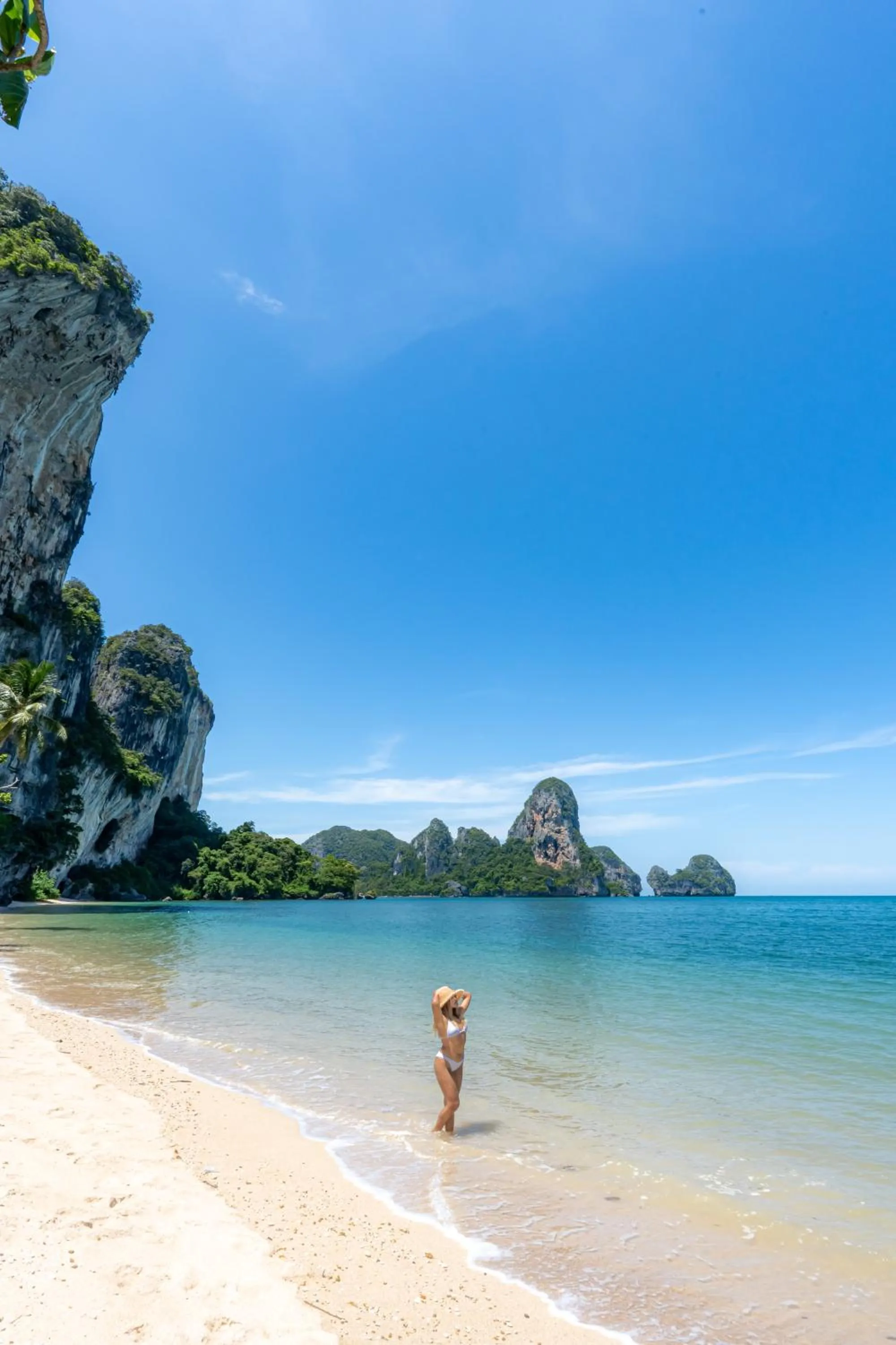 Nearby landmark in Tinidee Hideaway Tonsai Beach Krabi