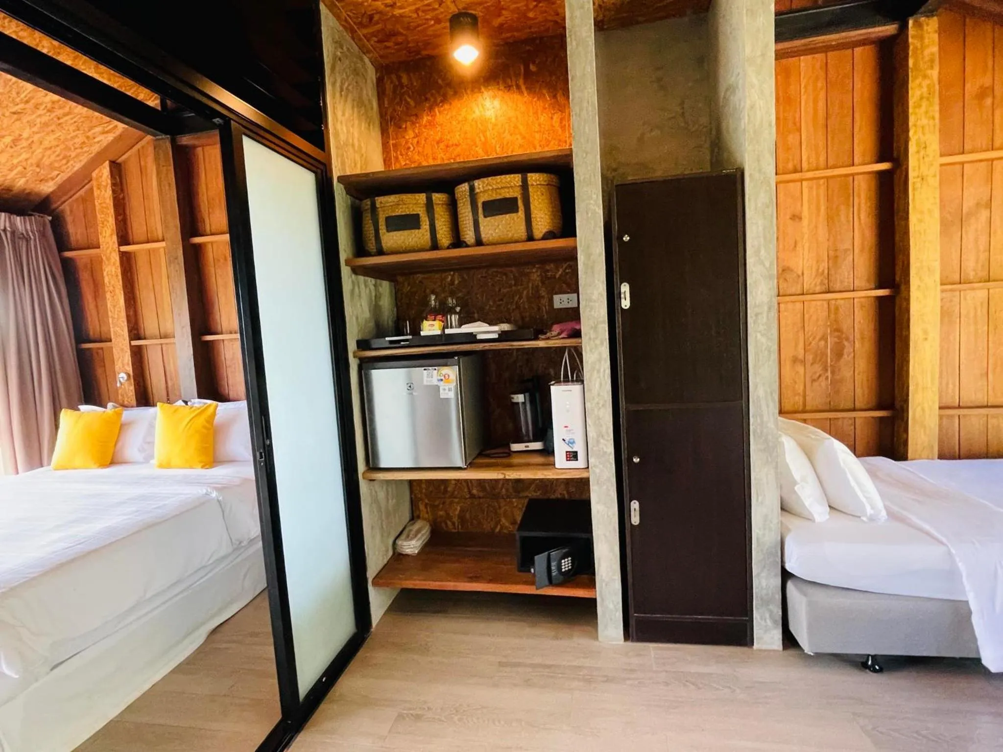 Bed in Tinidee Hideaway Tonsai Beach Krabi