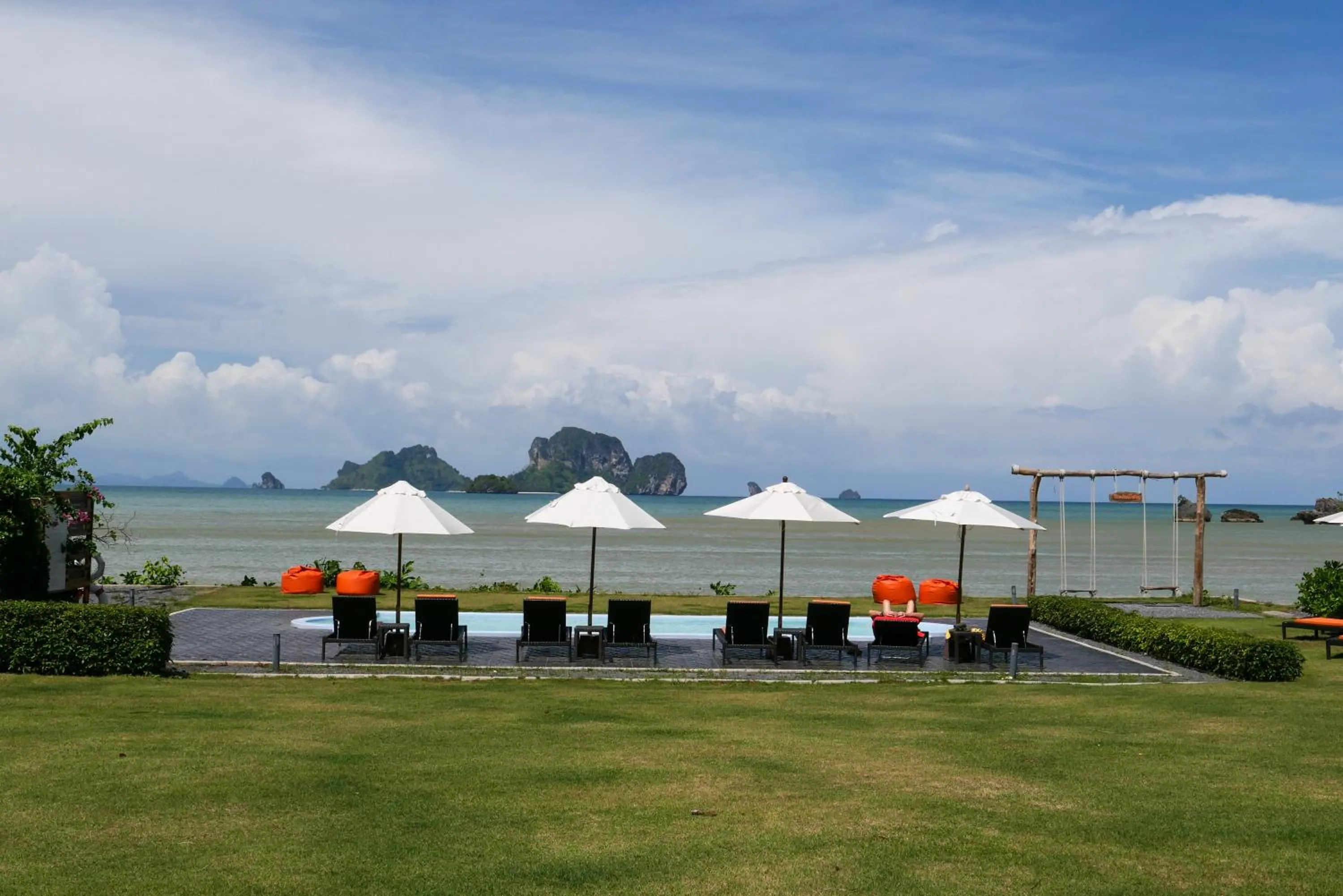 Nearby landmark in Tinidee Hideaway Tonsai Beach Krabi