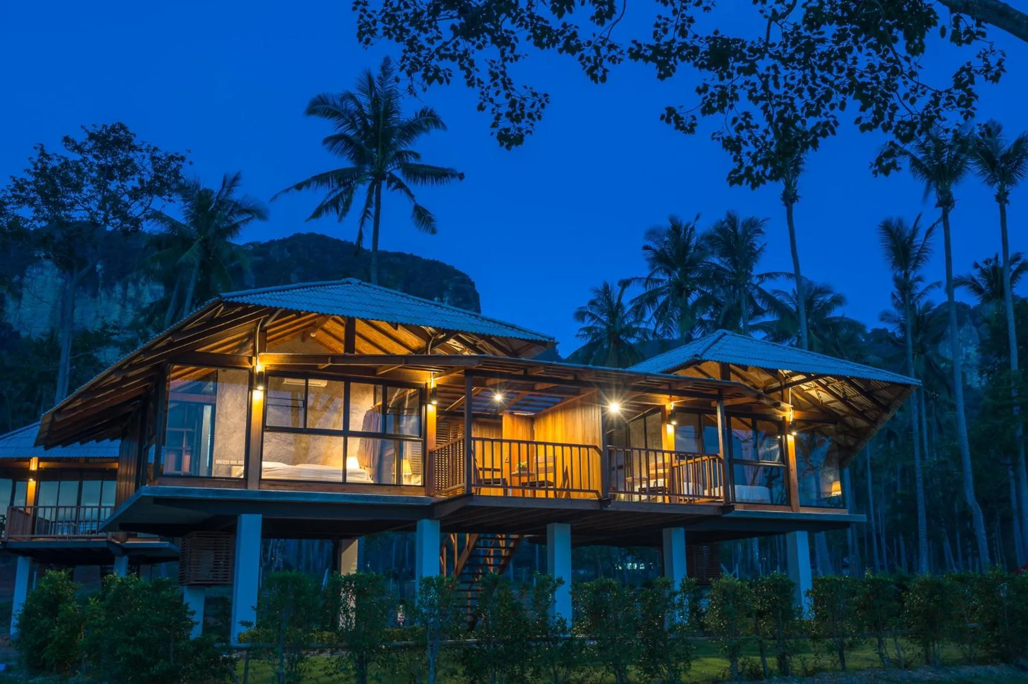 Property building in Tinidee Hideaway Tonsai Beach Krabi