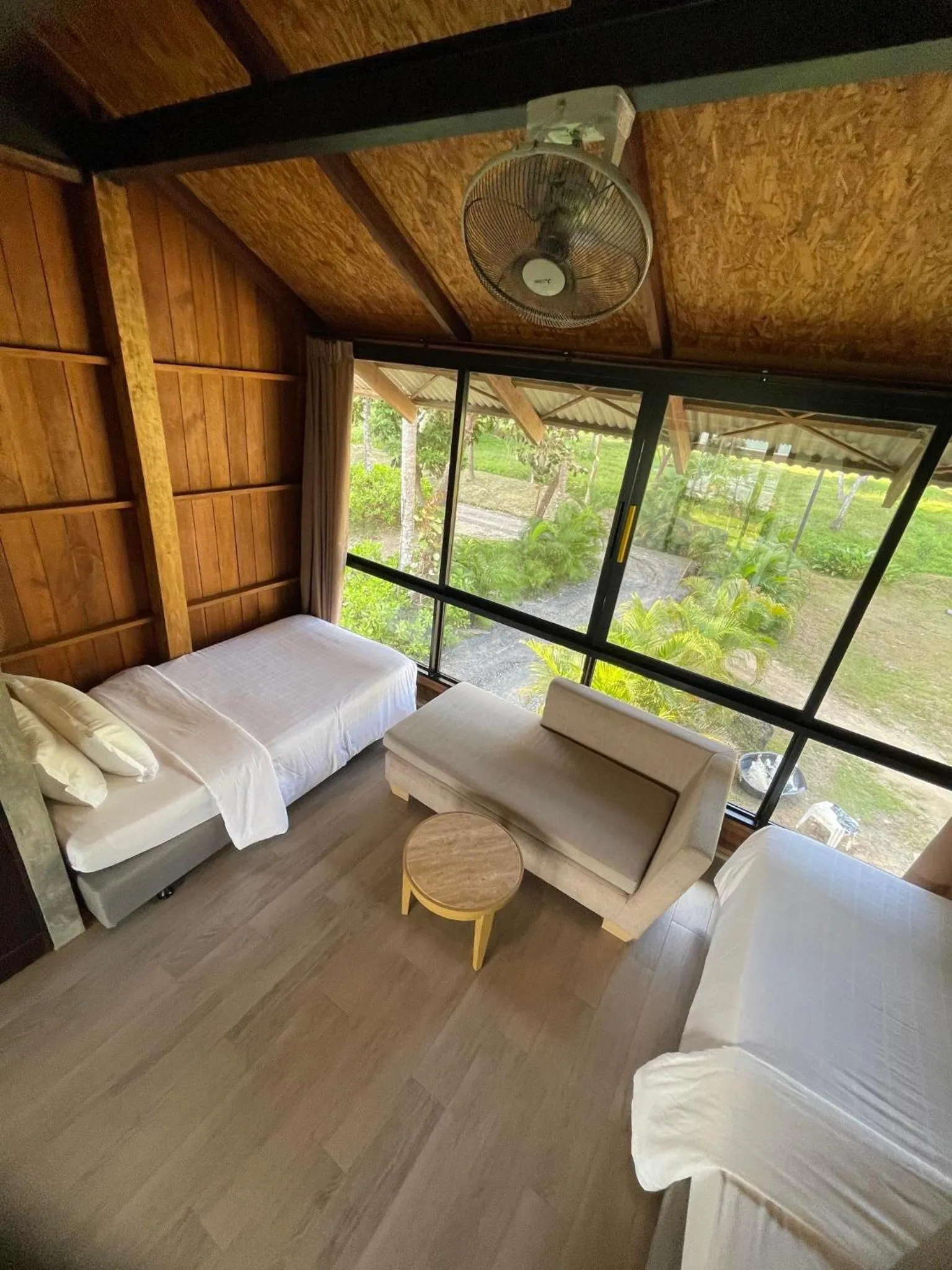 Bed in Tinidee Hideaway Tonsai Beach Krabi