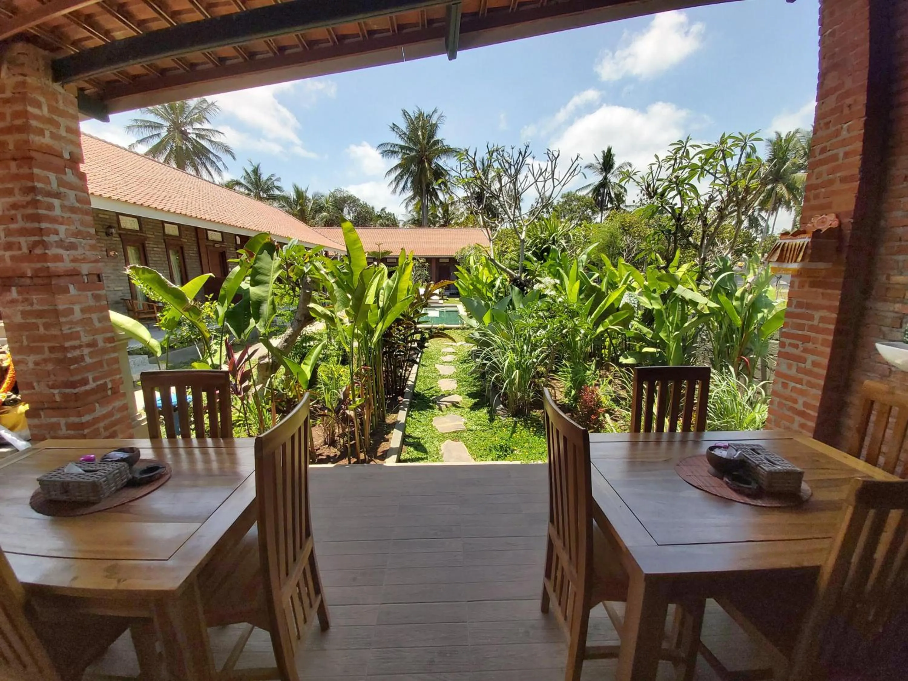 Garden view in Ayuna Family Ubud