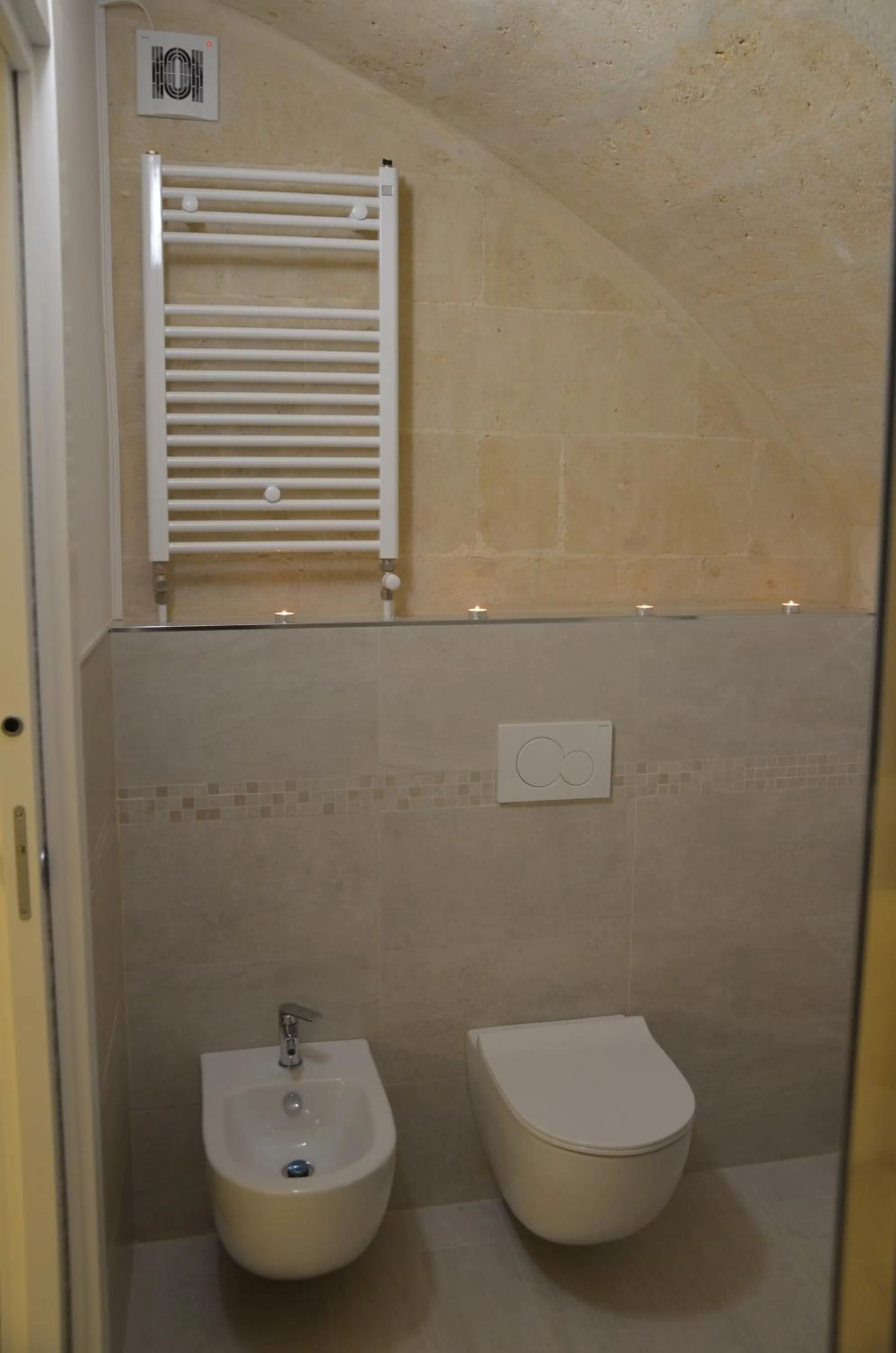 Bathroom in In & Out Matera