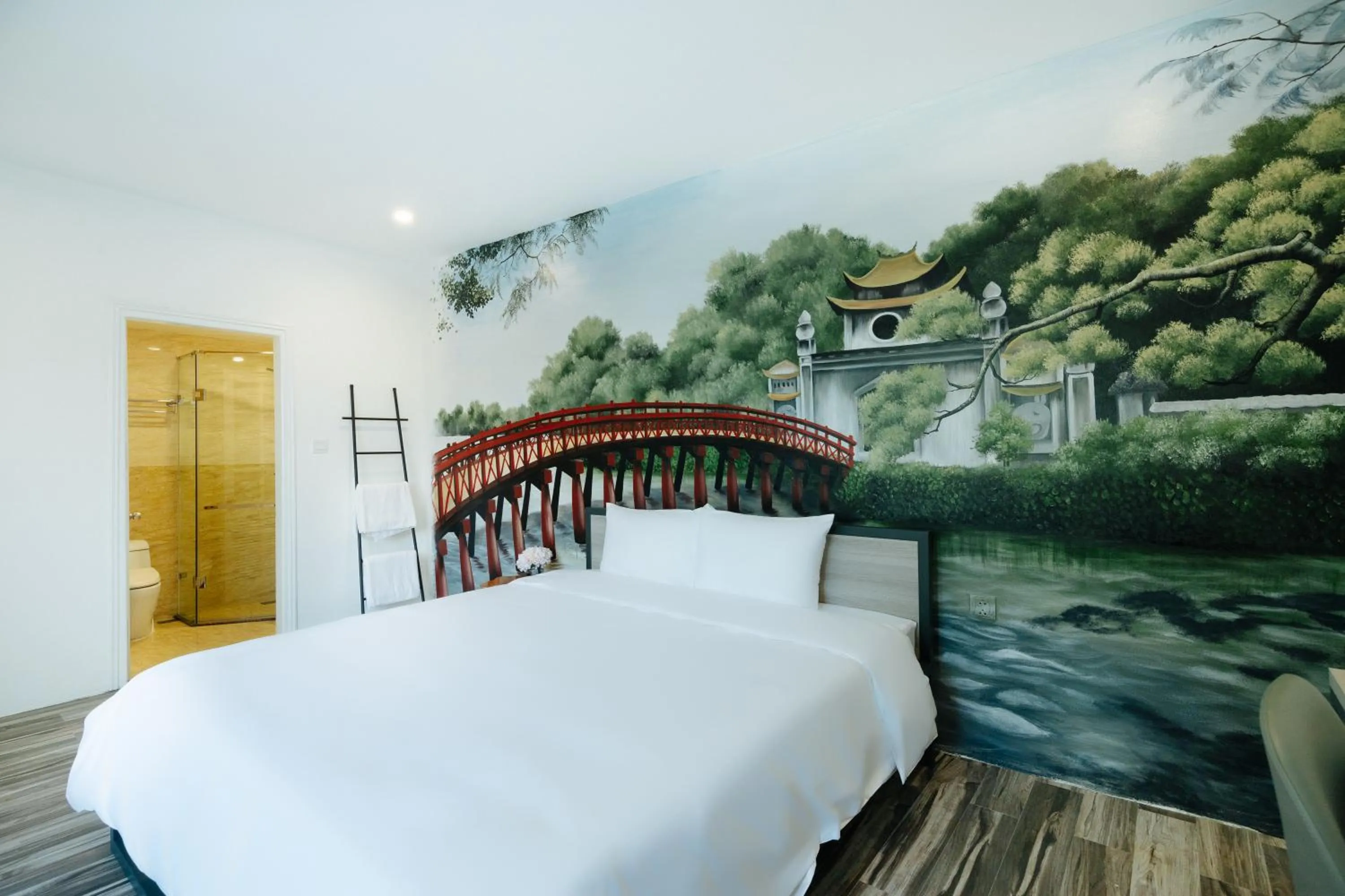 Bed in Su Casa Hanoi Old Quarter