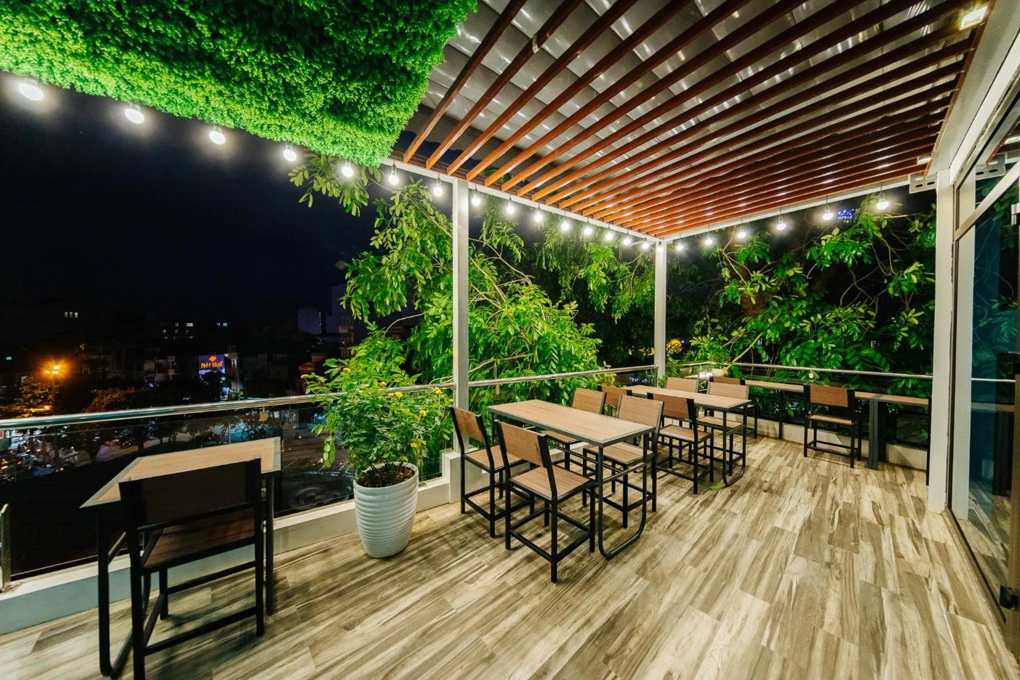 Balcony/Terrace in Su Casa Hanoi Old Quarter