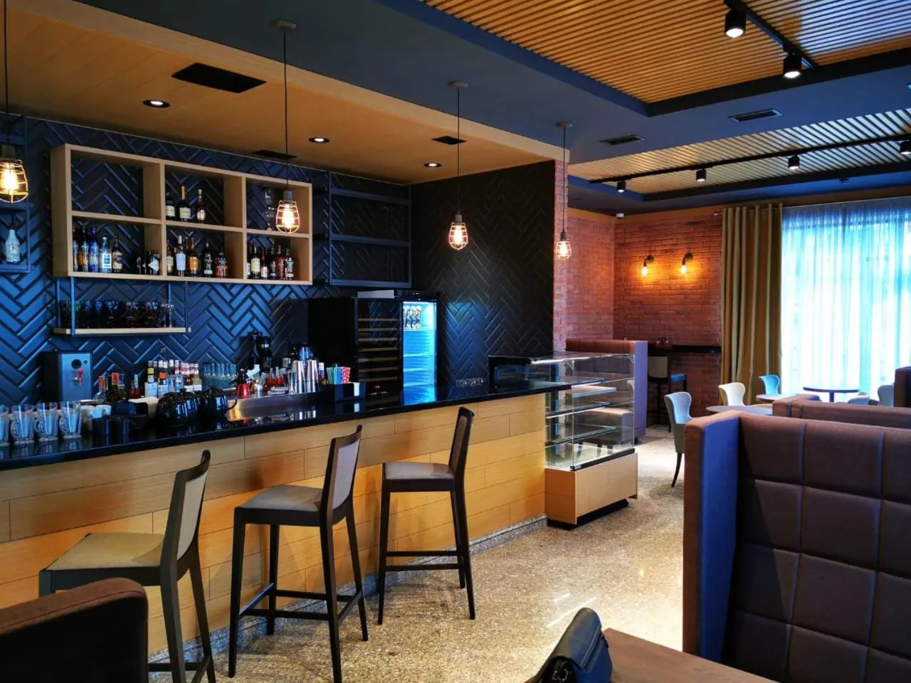 Lounge or bar in Royal Plus Hotel