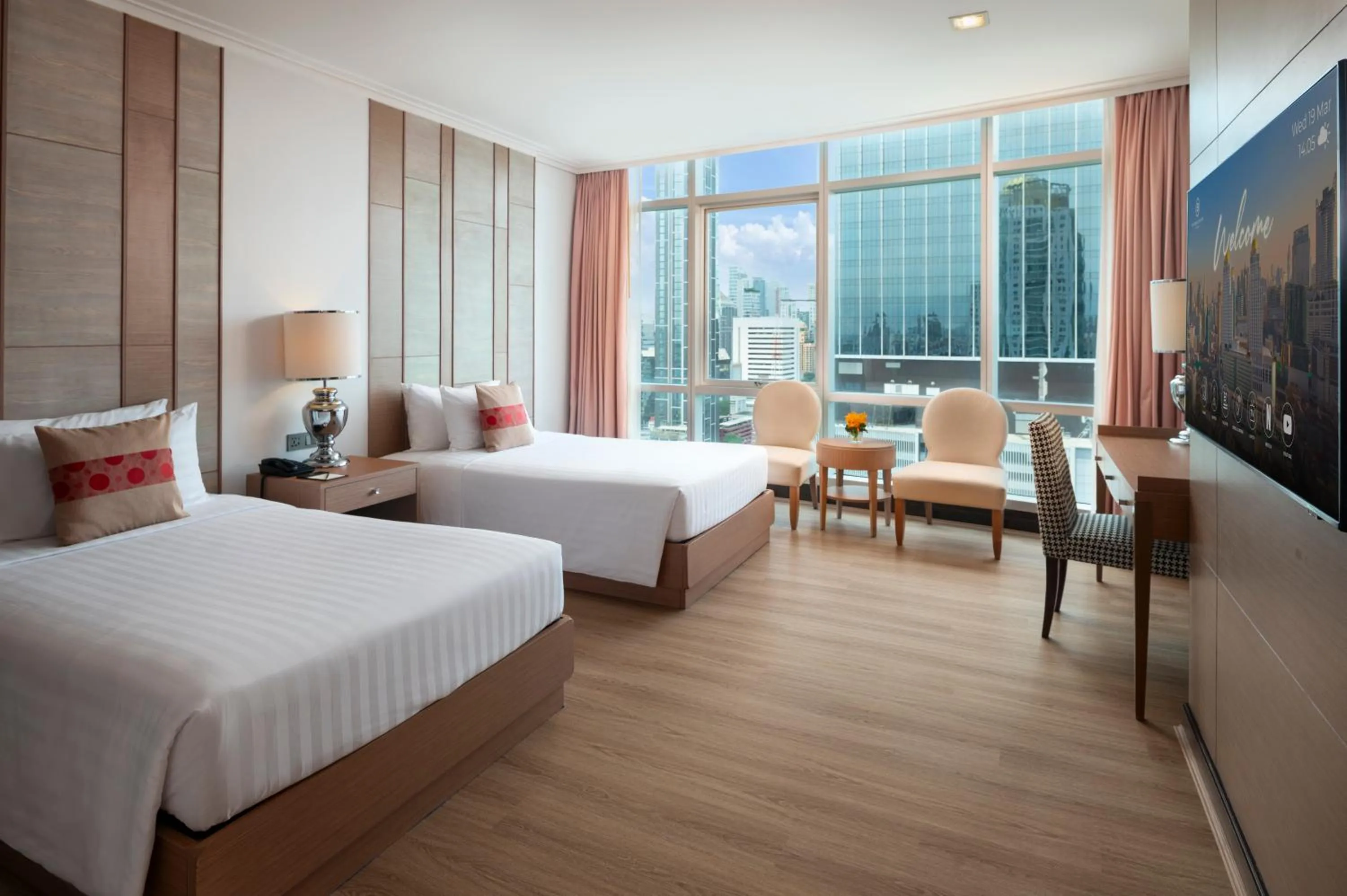 Bedroom, Bed in The Berkeley Hotel Pratunam