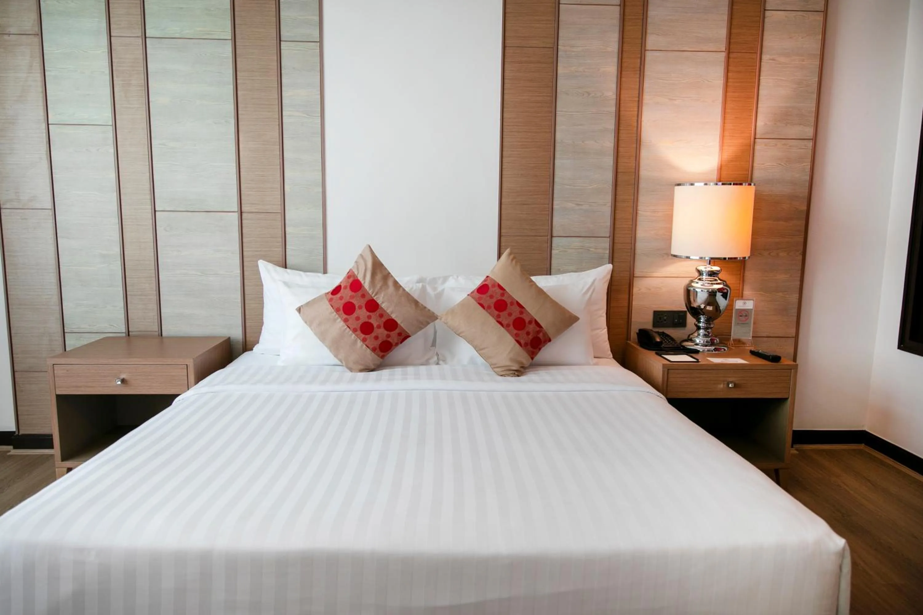 Bed in The Berkeley Hotel Pratunam