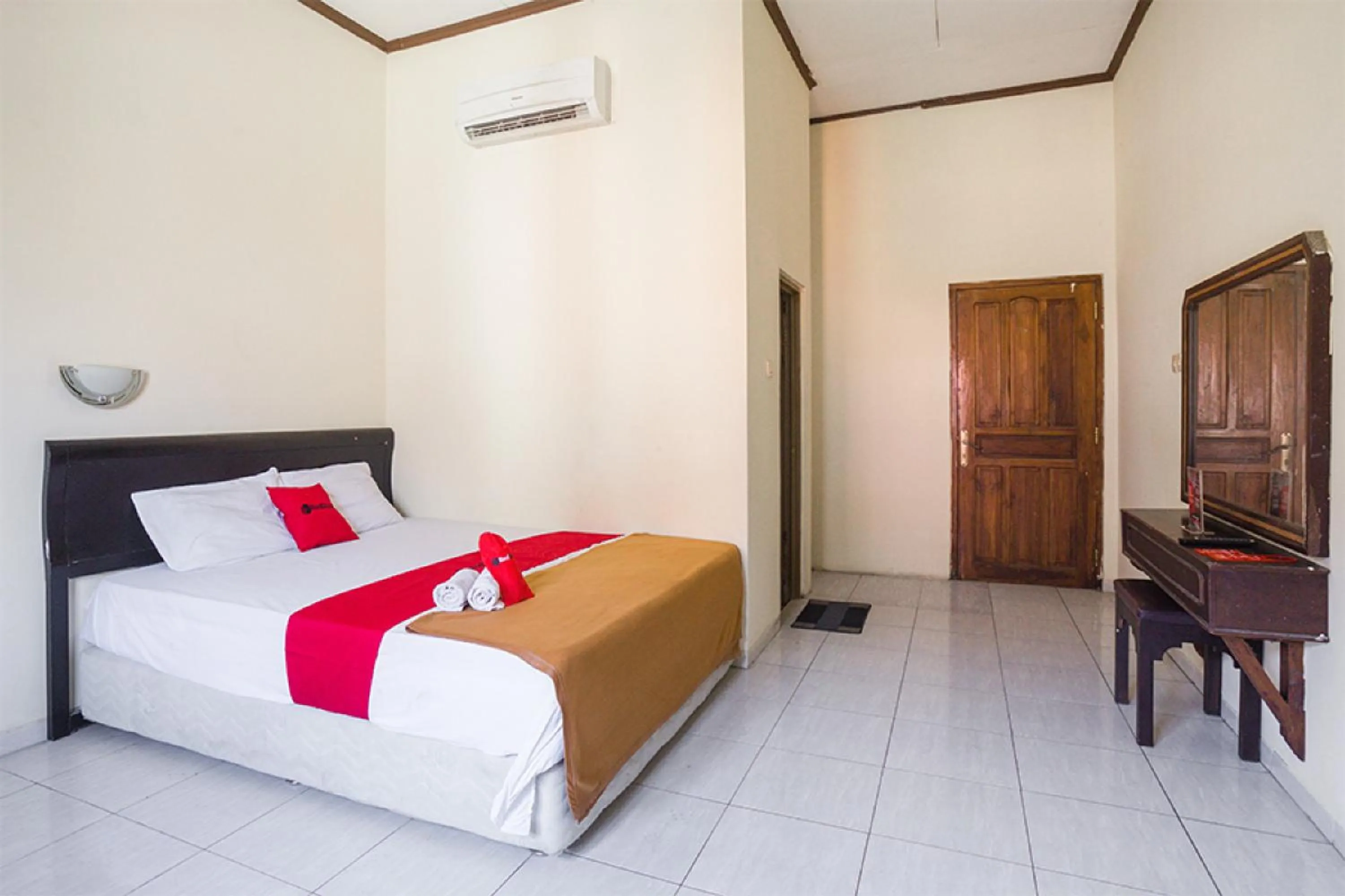 Bed in RedDoorz near XT Square 2