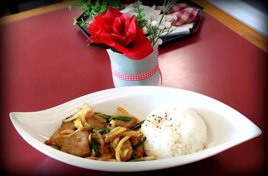 Food in Coastal Inn - Kingfisher