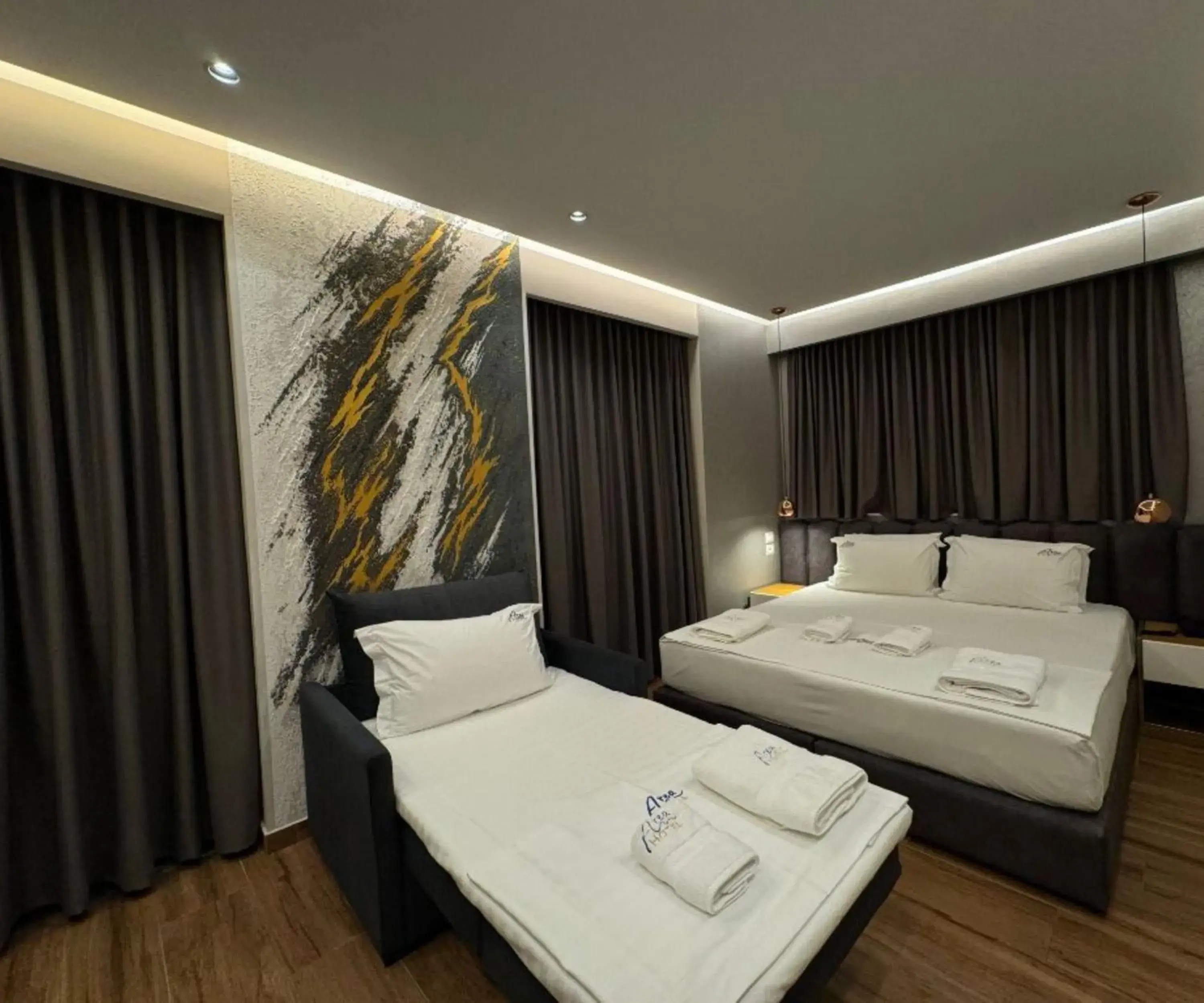 Triple Room in Area Hotel Triple Room in Area Hotel