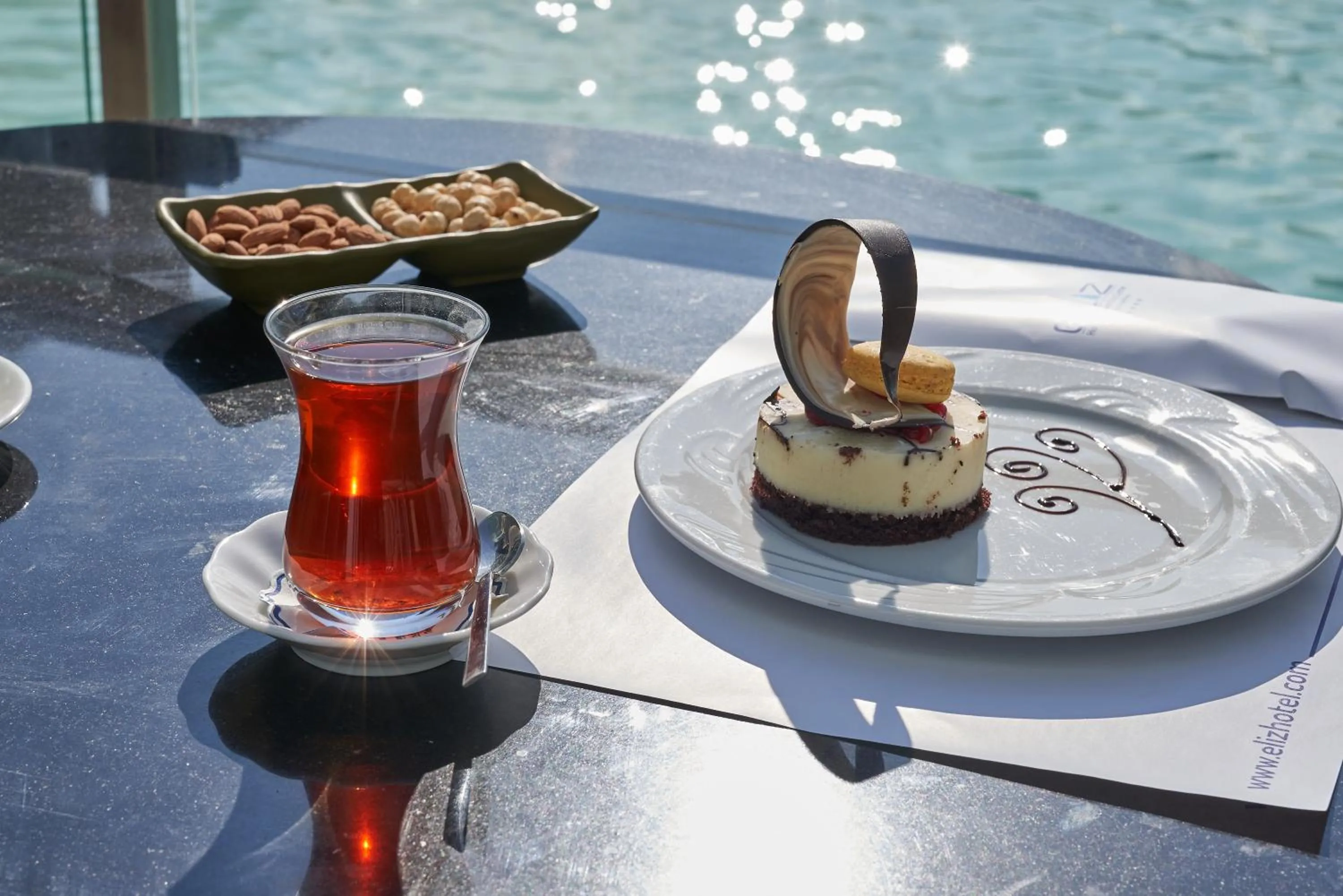 Food and drinks in Eliz Hotel Convention Center Thermal Spa & Wellnes