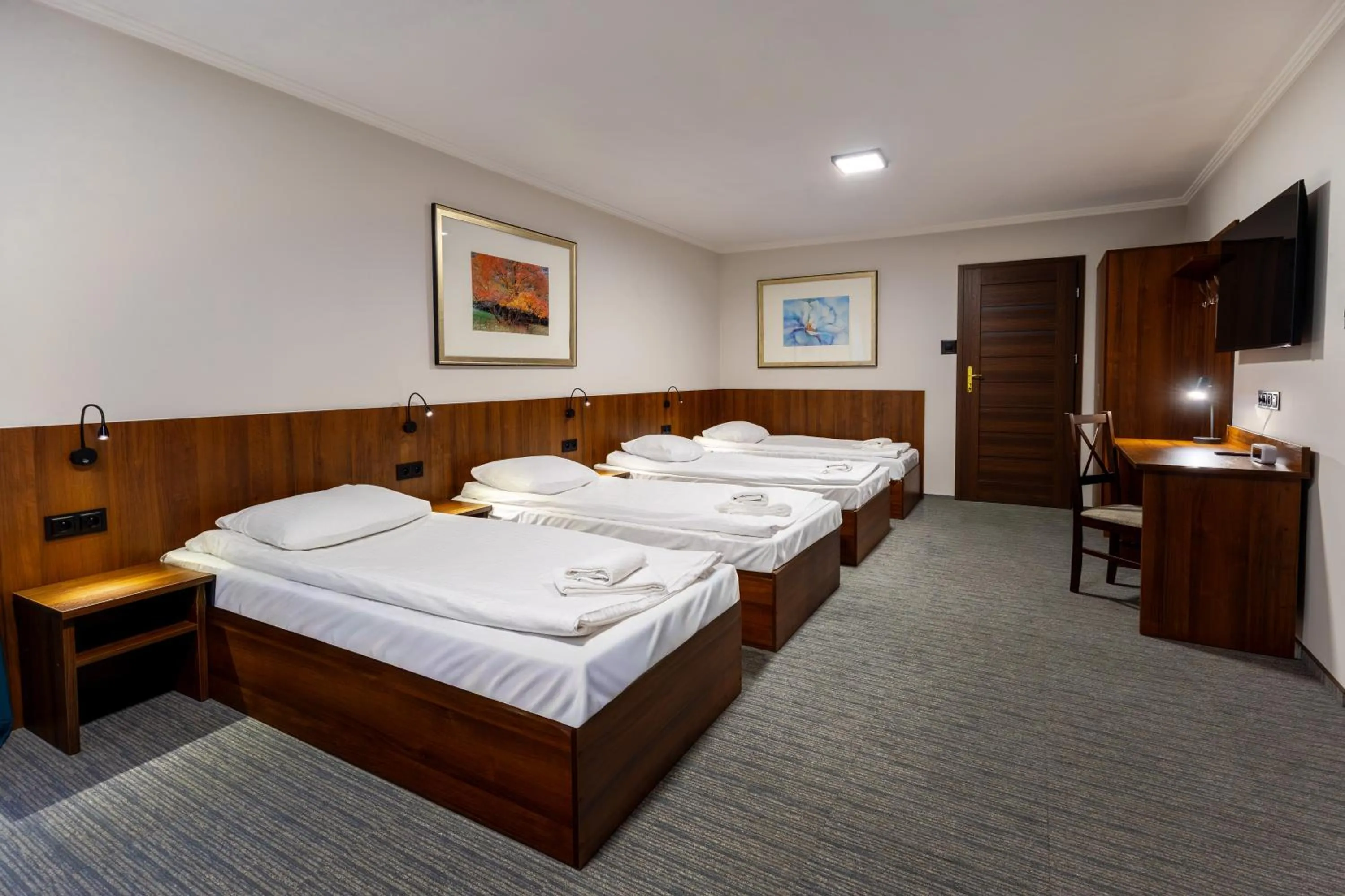 Bed in Noclegi Hit Rooms & Apartments