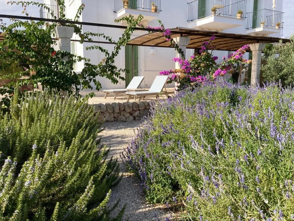 Garden in Boutique Hotel Masseria Sottomasi