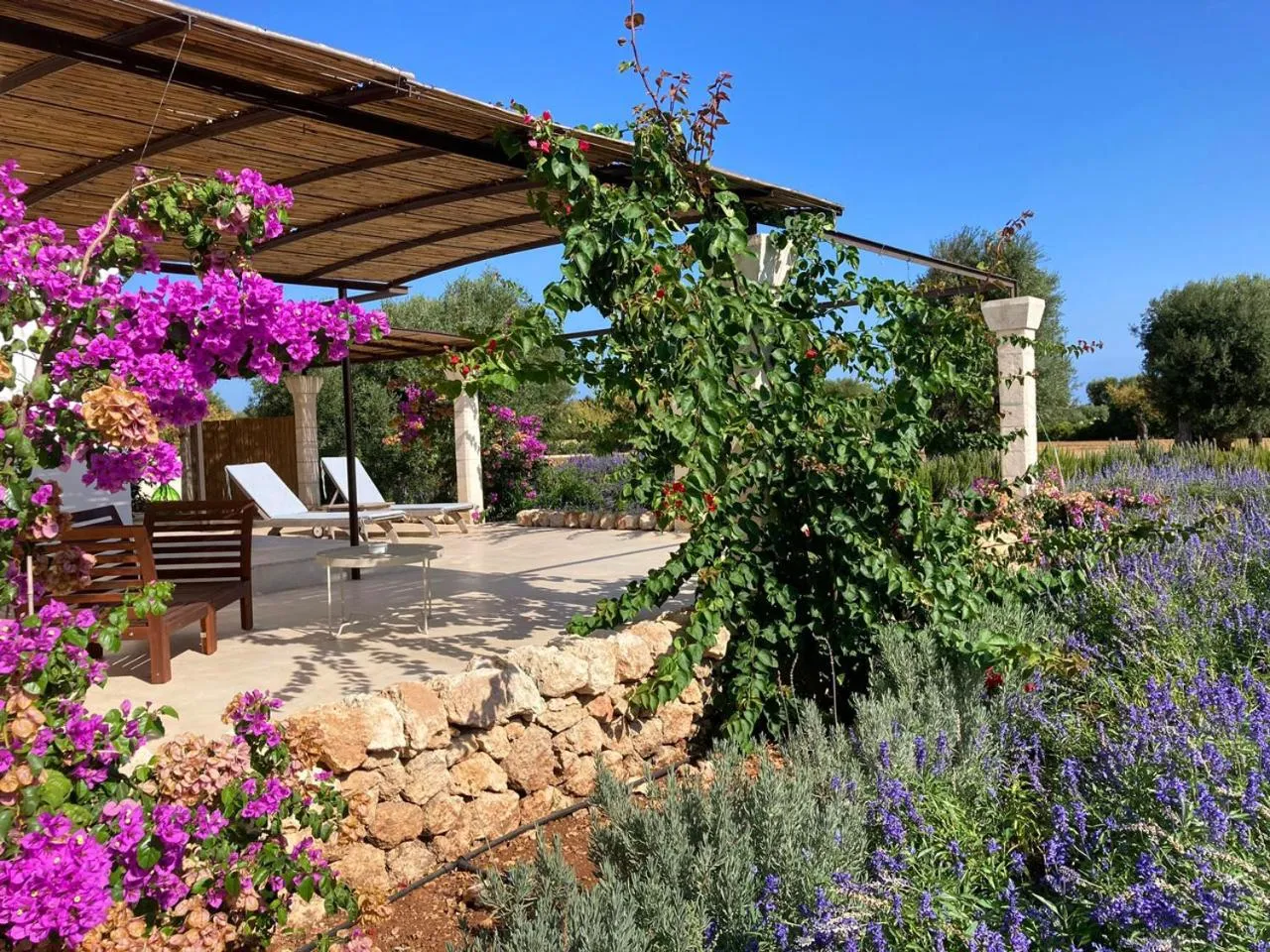 Garden in Boutique Hotel Masseria Sottomasi