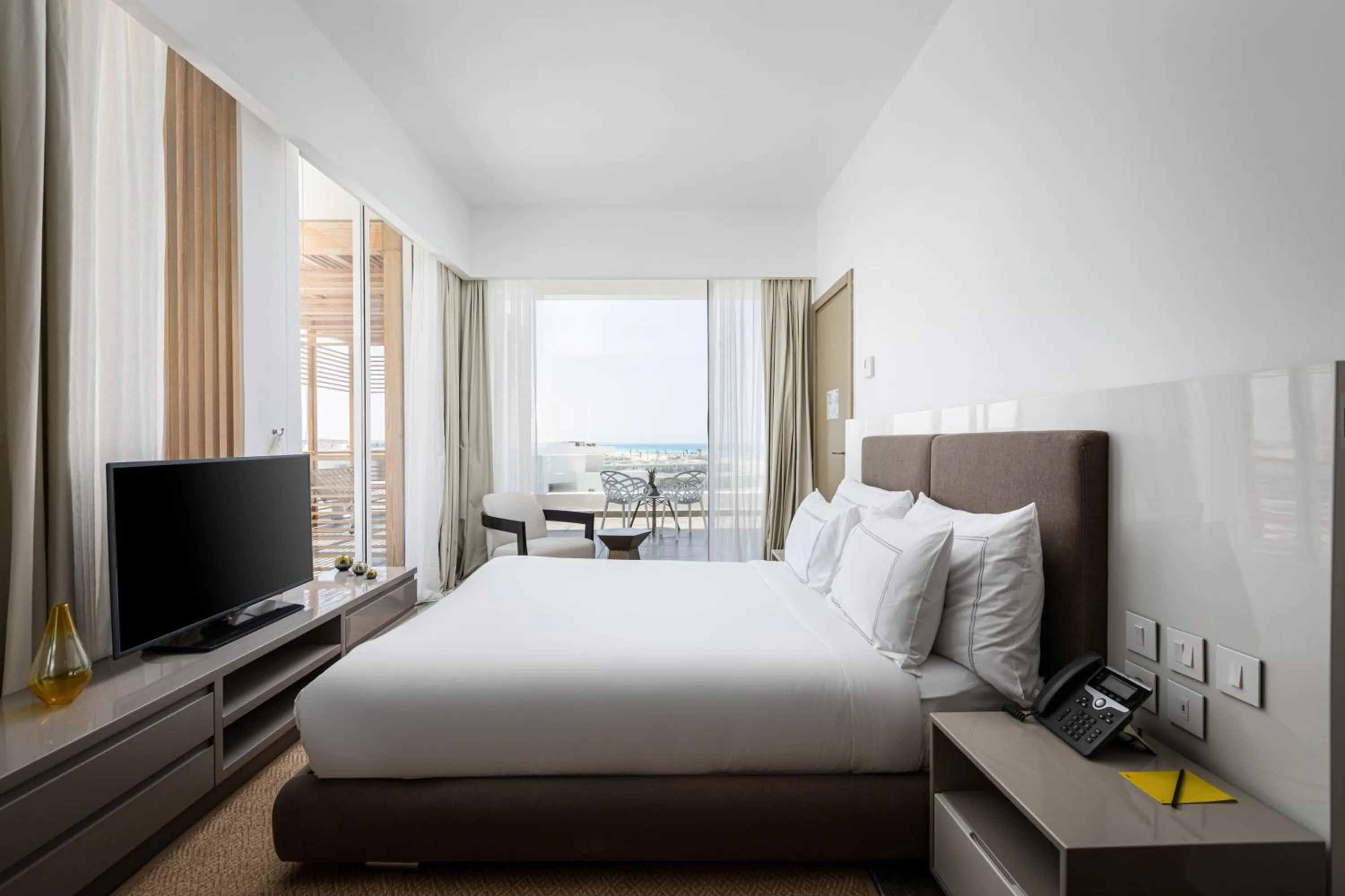 TV and multimedia, Bed in The G Hotel Seashell