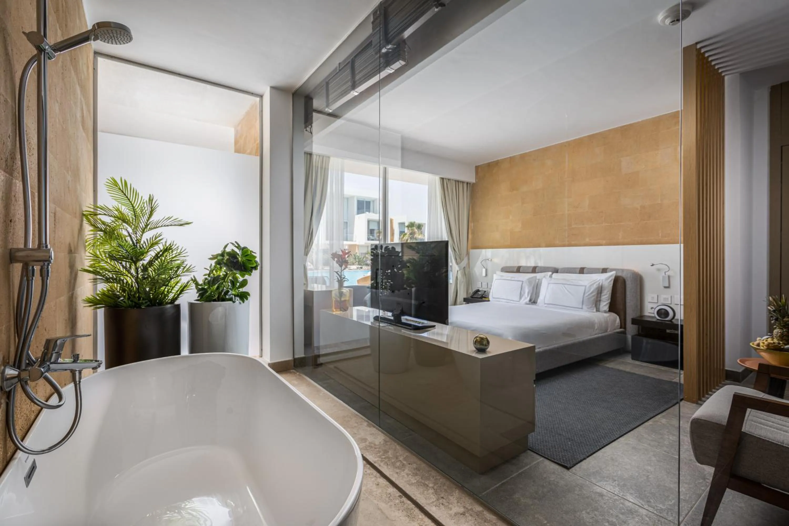 Bathroom, Bed in The G Hotel Seashell