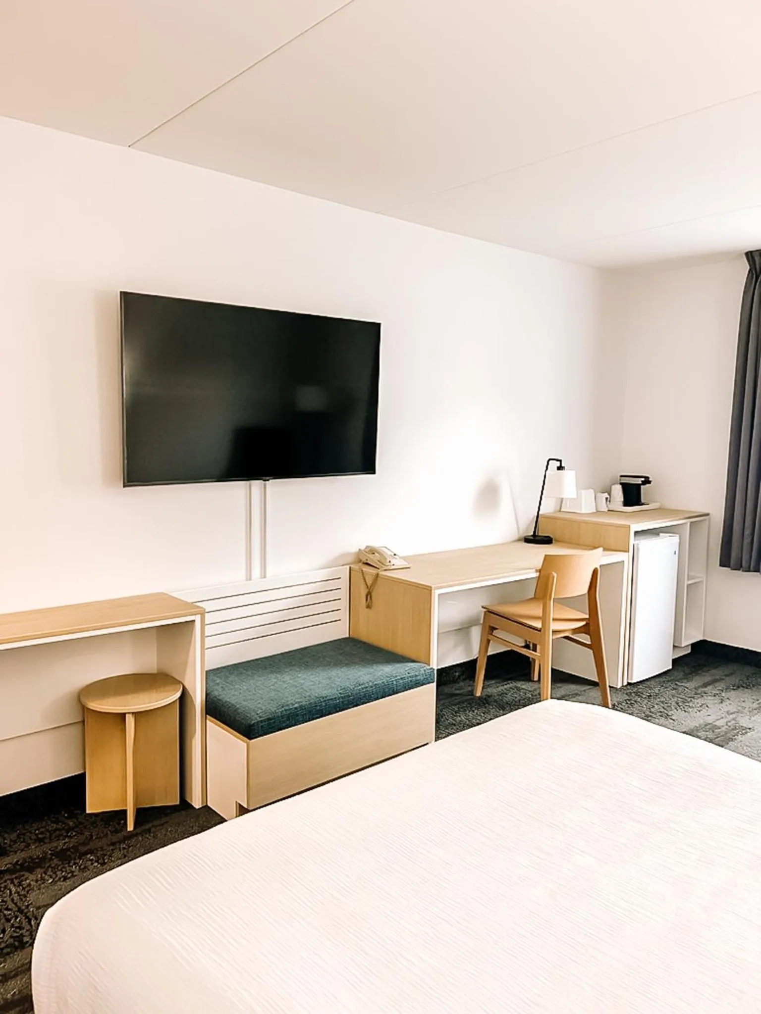TV and multimedia, Bed in La Place Rendez-Vous Hotel