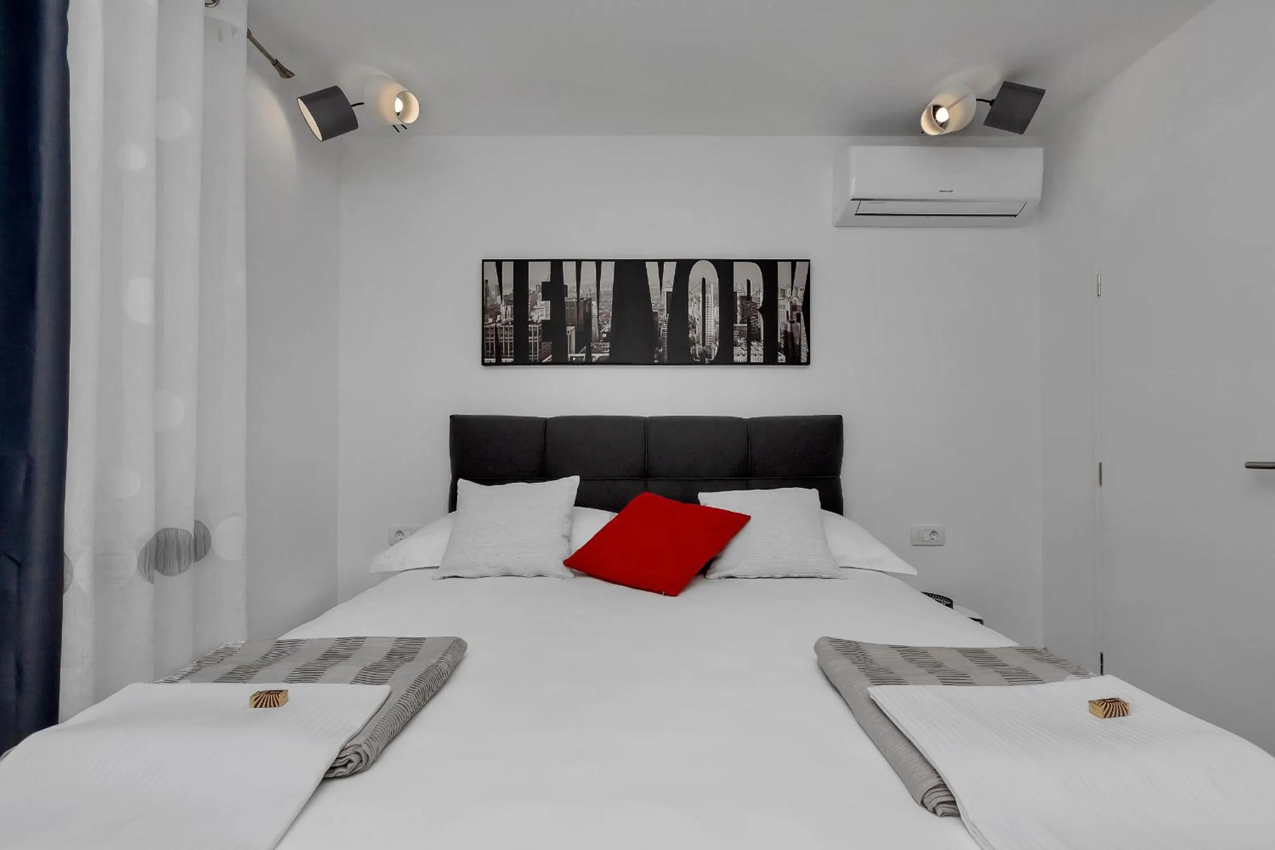 Bed in Apartments Strada Tučepi