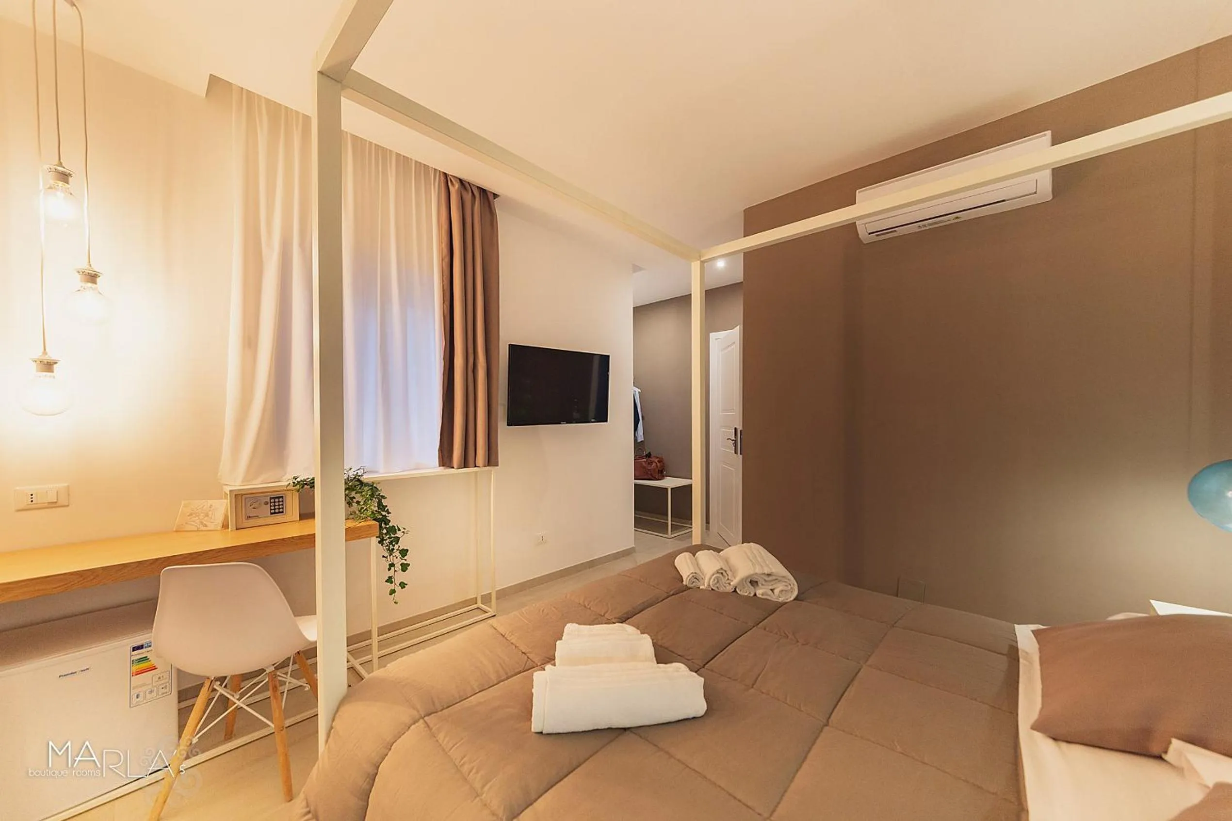 Photo of the whole room in Marla's boutique rooms