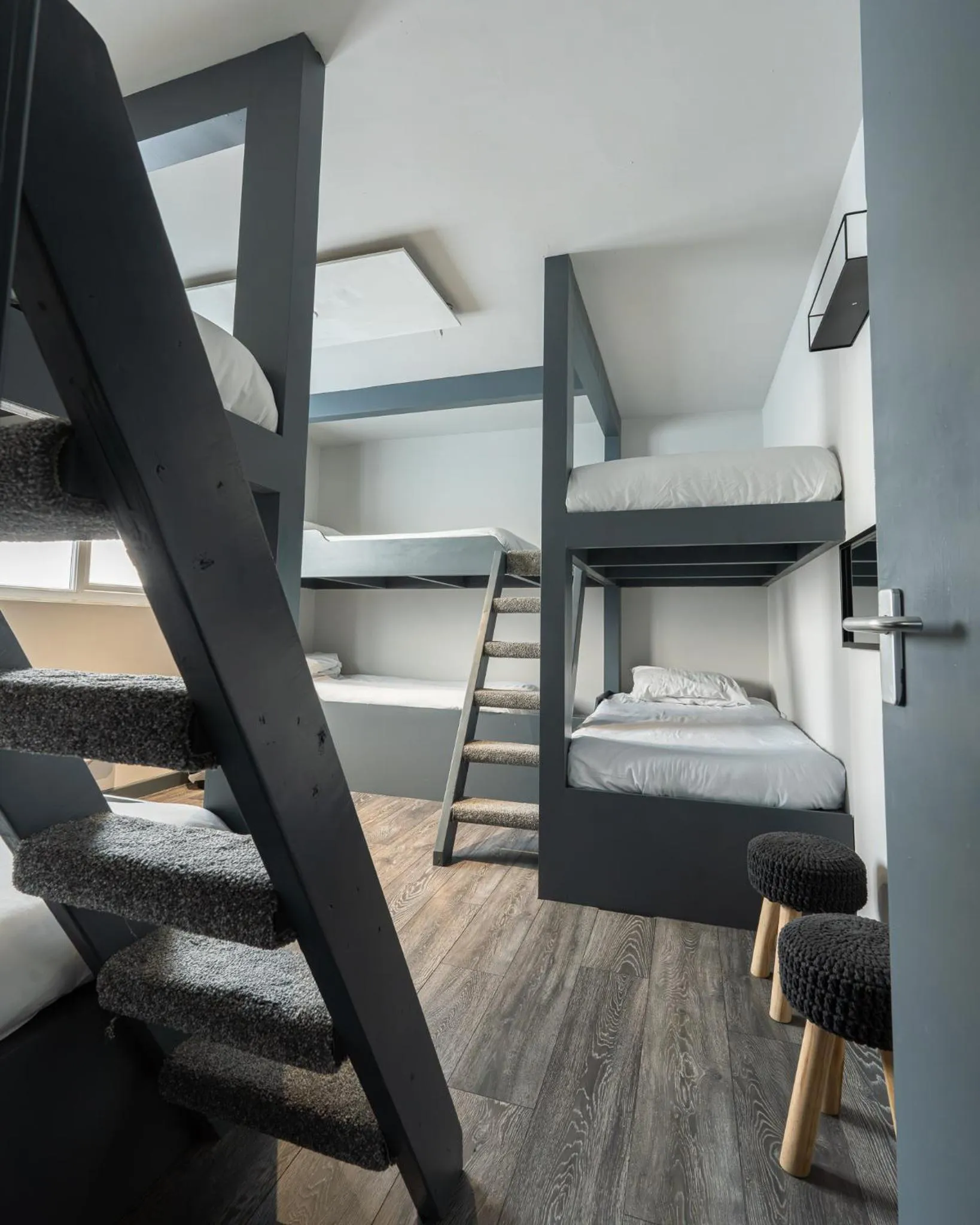 Vibe Holiday Apartments