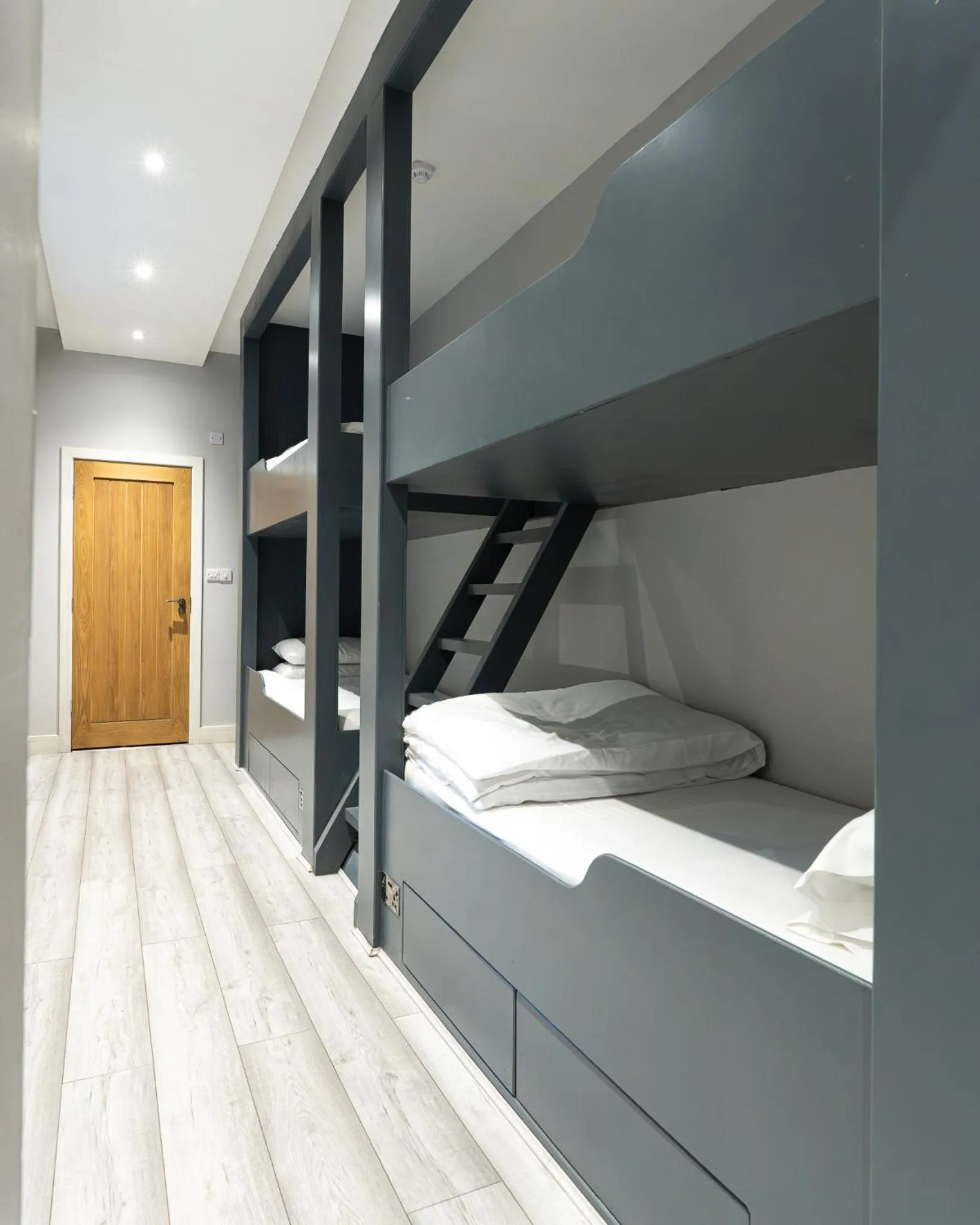 Vibe Holiday Apartments