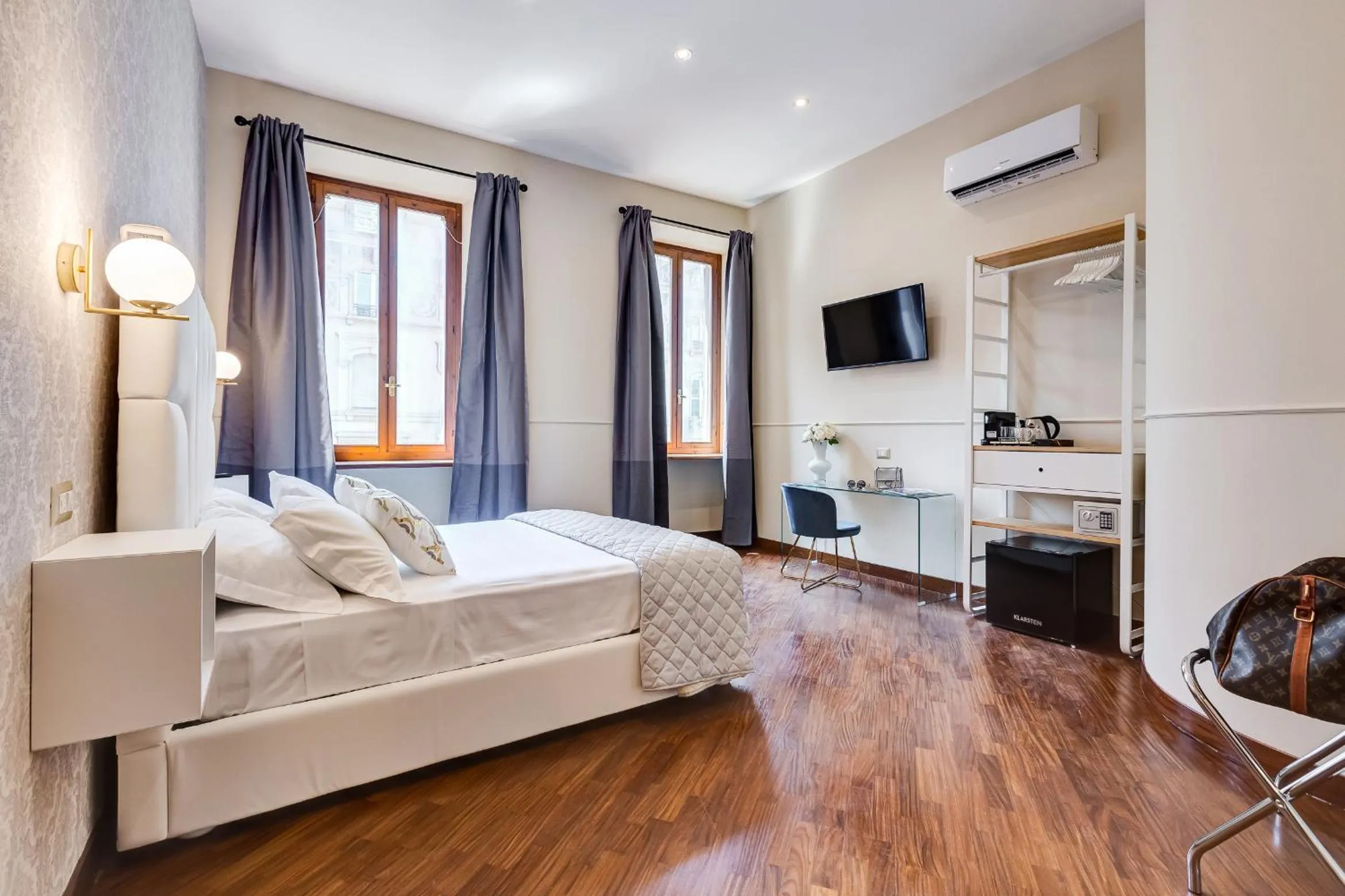 Trevi Private Suites by Premium Suites Collection