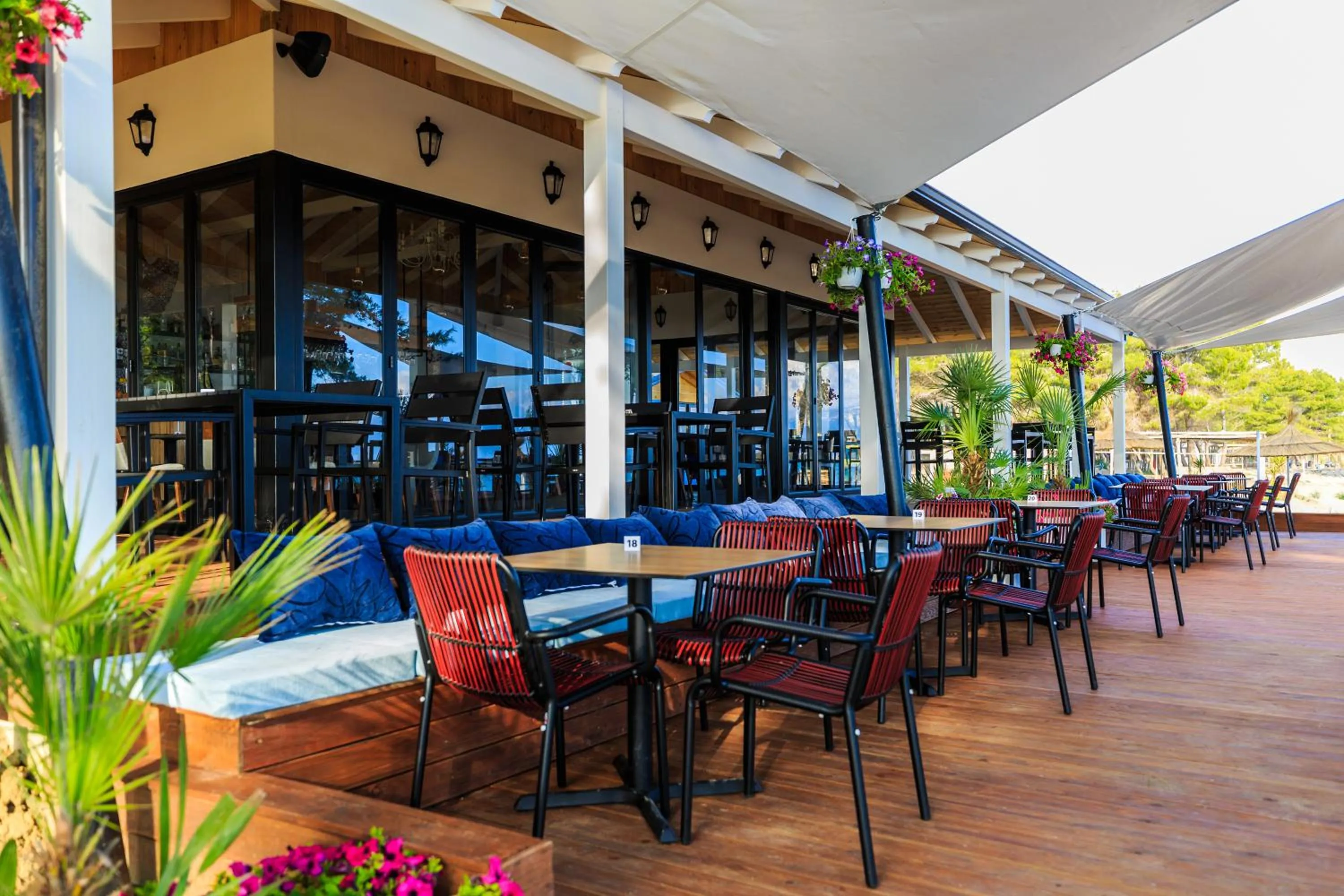 Lounge or bar in ECUADOR Resort