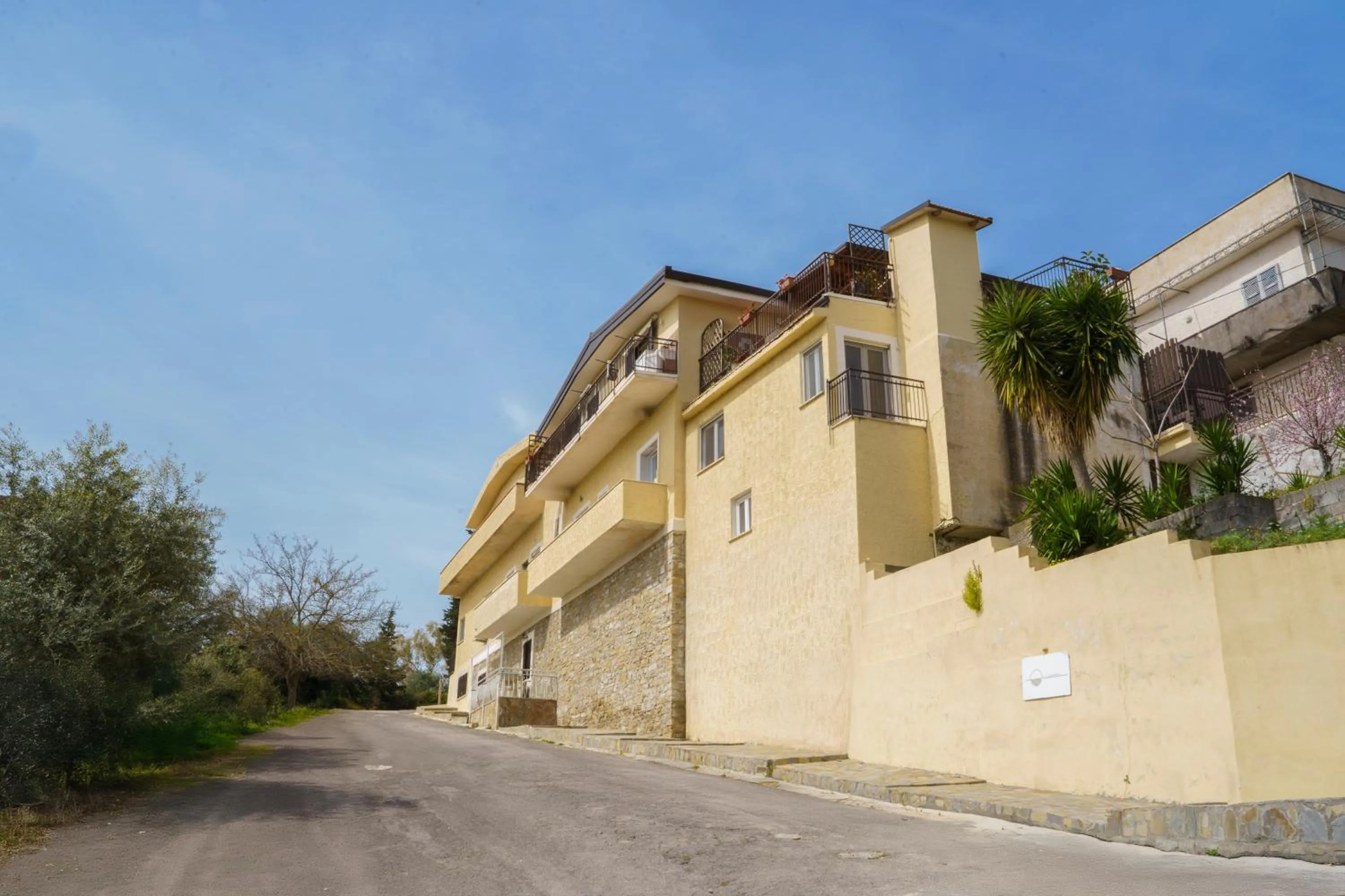 Property building in Il Panorama Housing Cilento