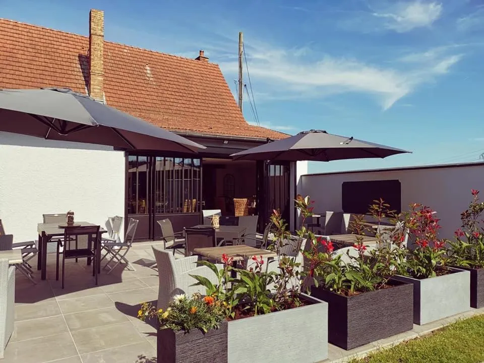 Property building in Auberge Saint-Jean