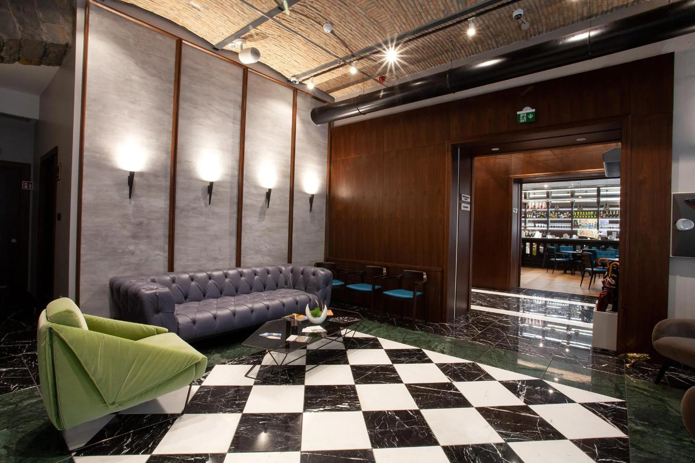 Lobby or reception in Hotel Solun