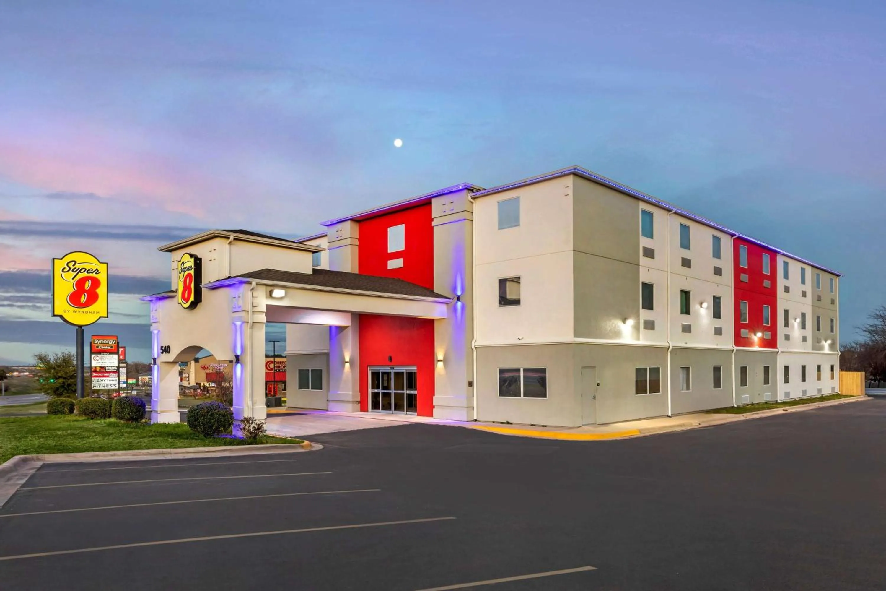 Property building in Super 8 by Wyndham Harker Heights Killeen - Fort Cavazos